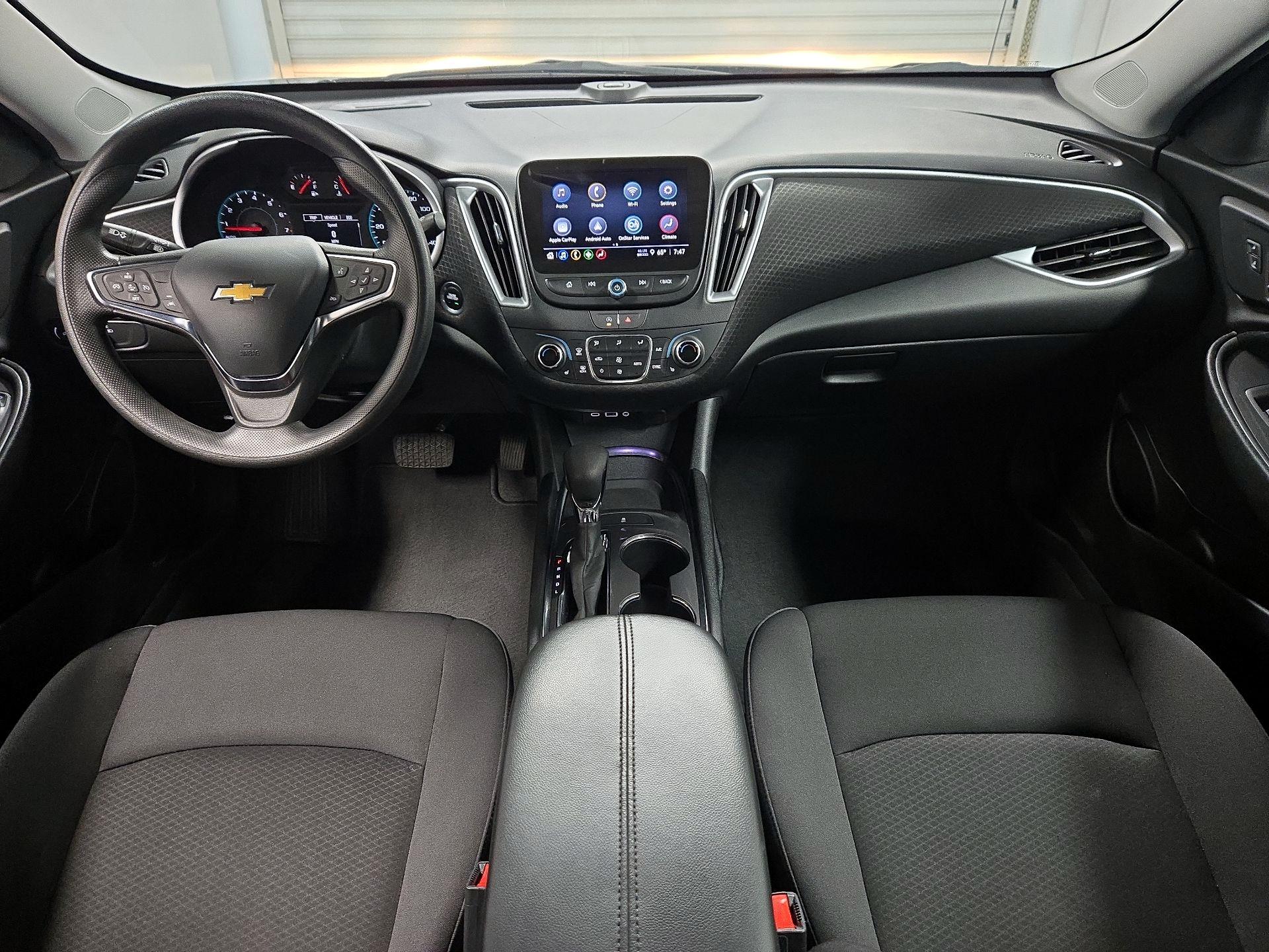 Thumbnail: 2023 Chevrolet Malibu - 9