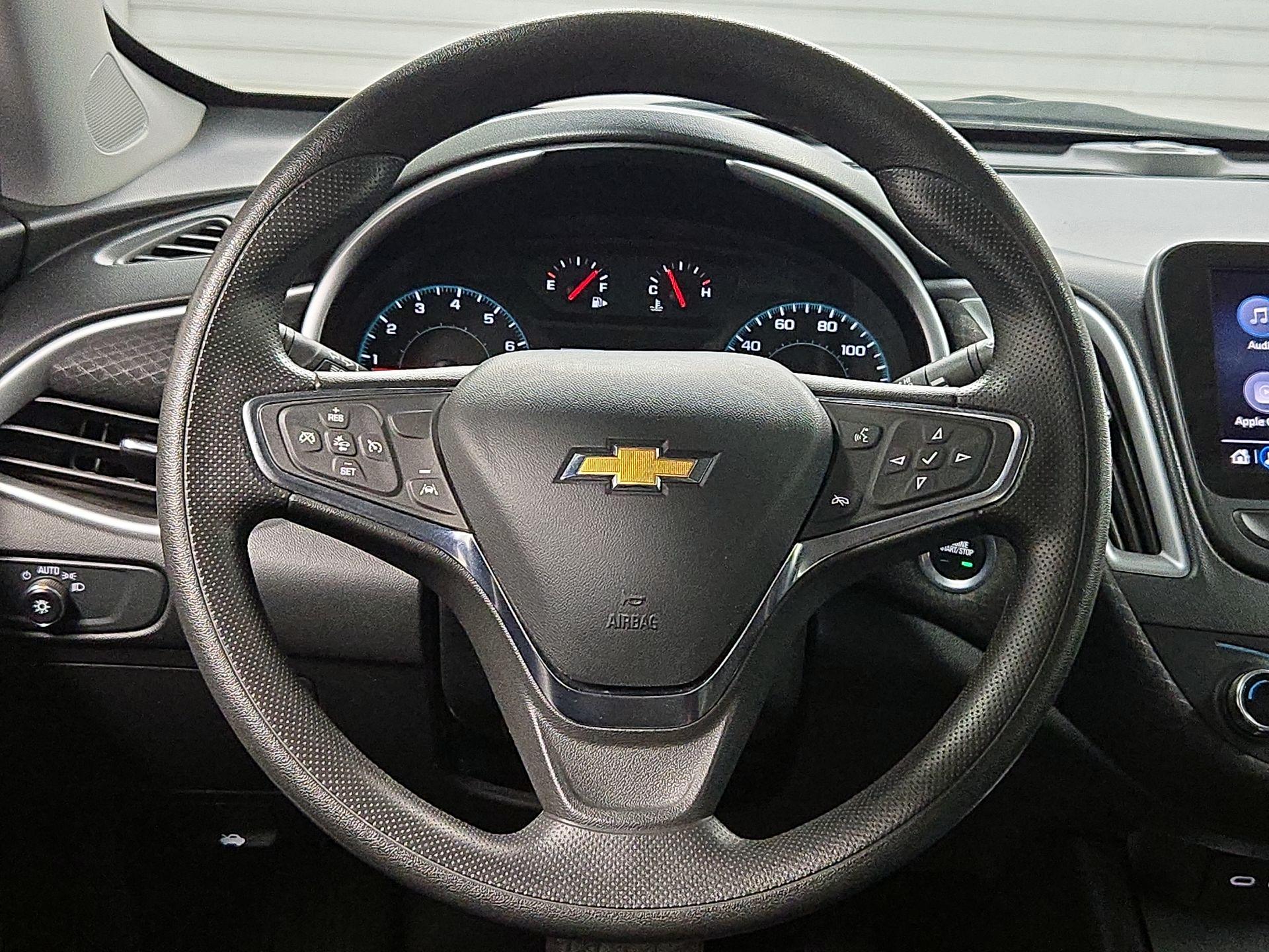 Thumbnail: 2023 Chevrolet Malibu - 10