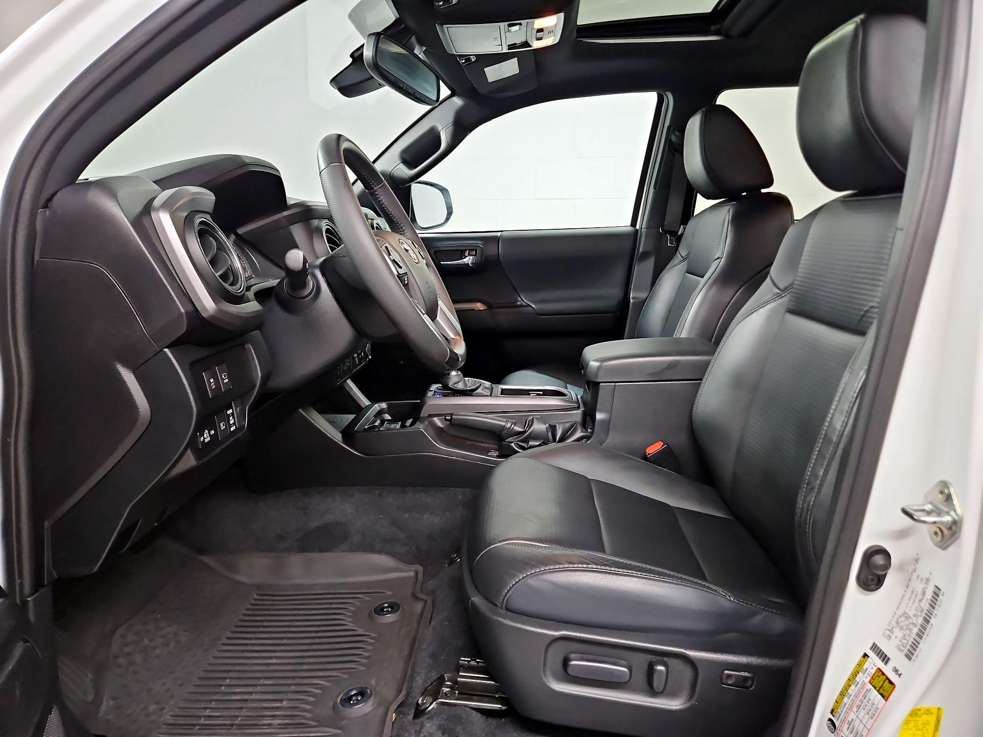 Thumbnail: 2021 Toyota Tacoma - 11