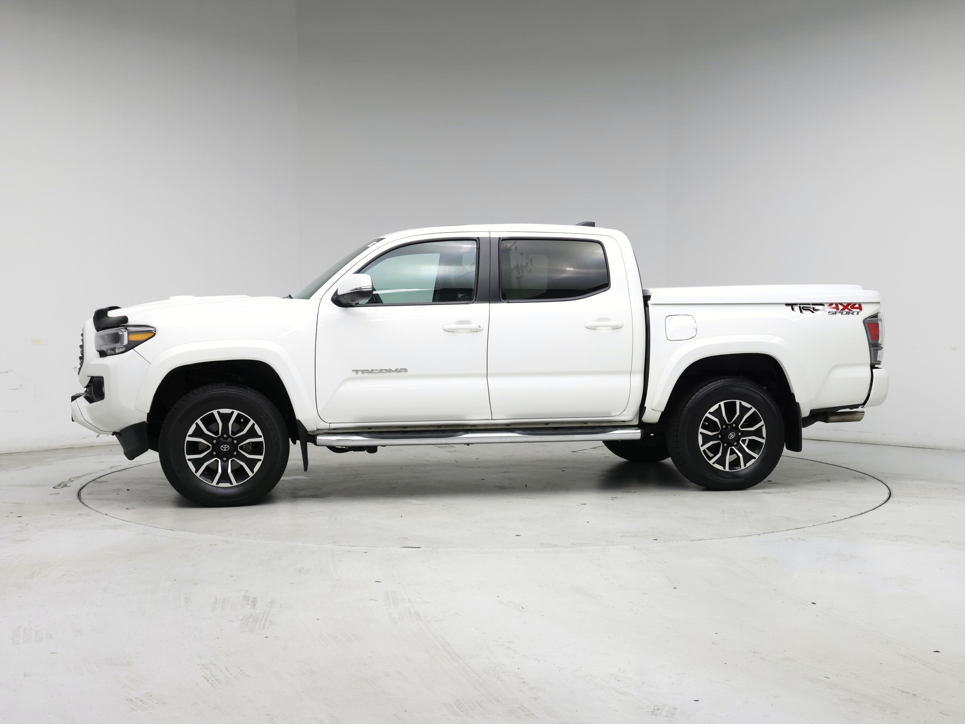 Thumbnail: 2021 Toyota Tacoma - 3