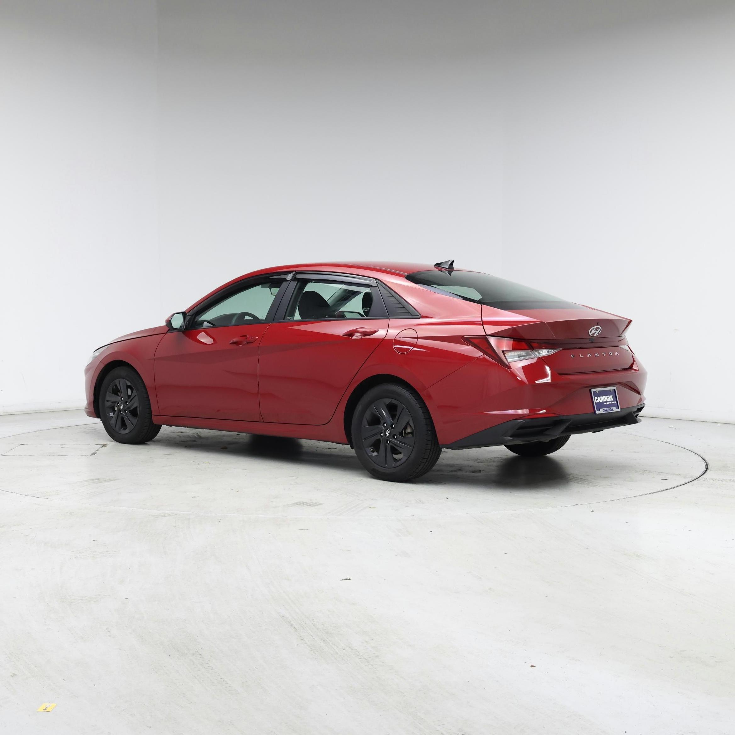 Thumbnail: 2022 Hyundai Elantra - 2