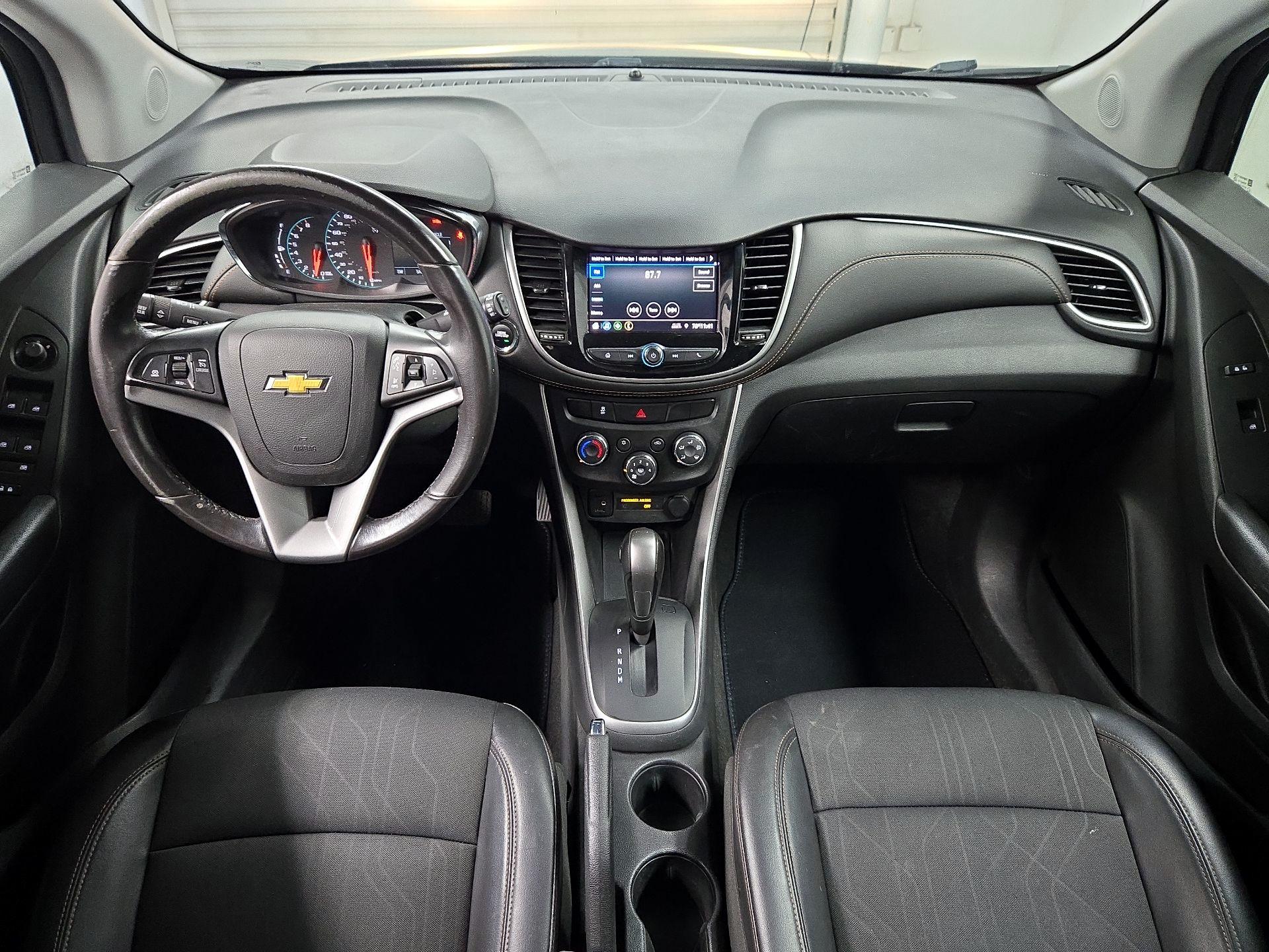 Thumbnail: 2021 Chevrolet Trax - 9