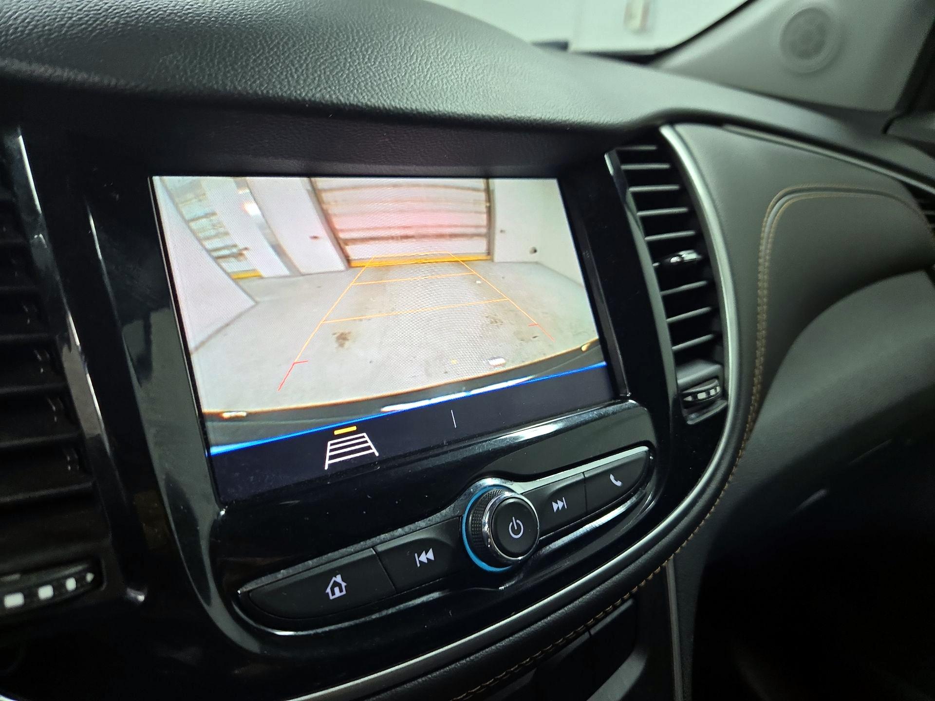 Thumbnail: 2021 Chevrolet Trax - 14