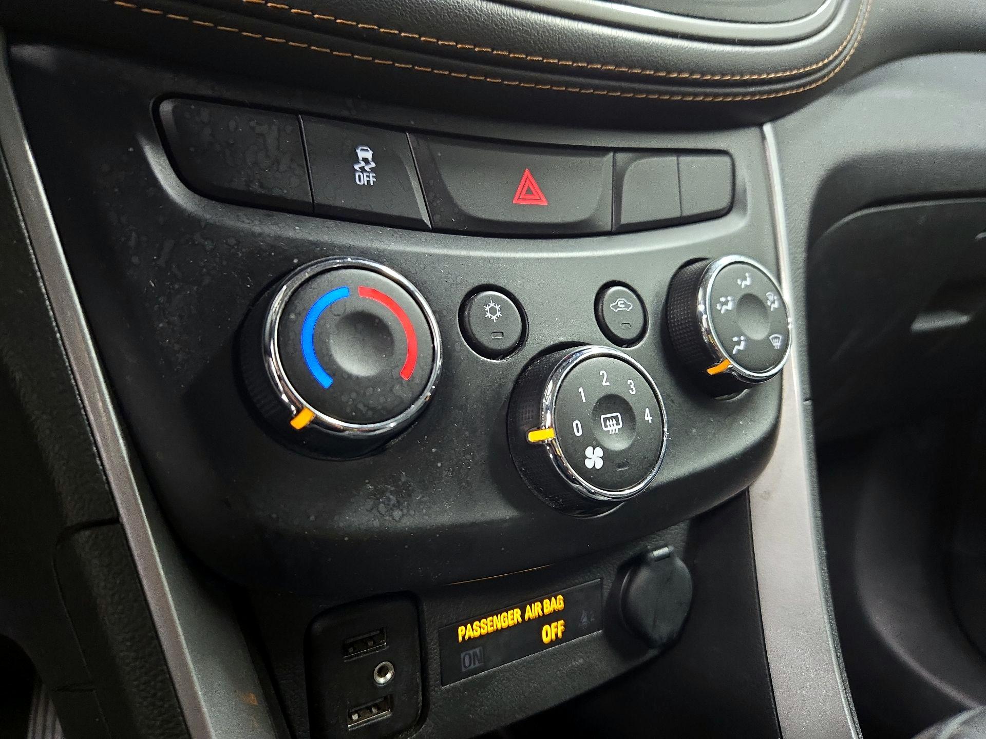 Thumbnail: 2021 Chevrolet Trax - 16
