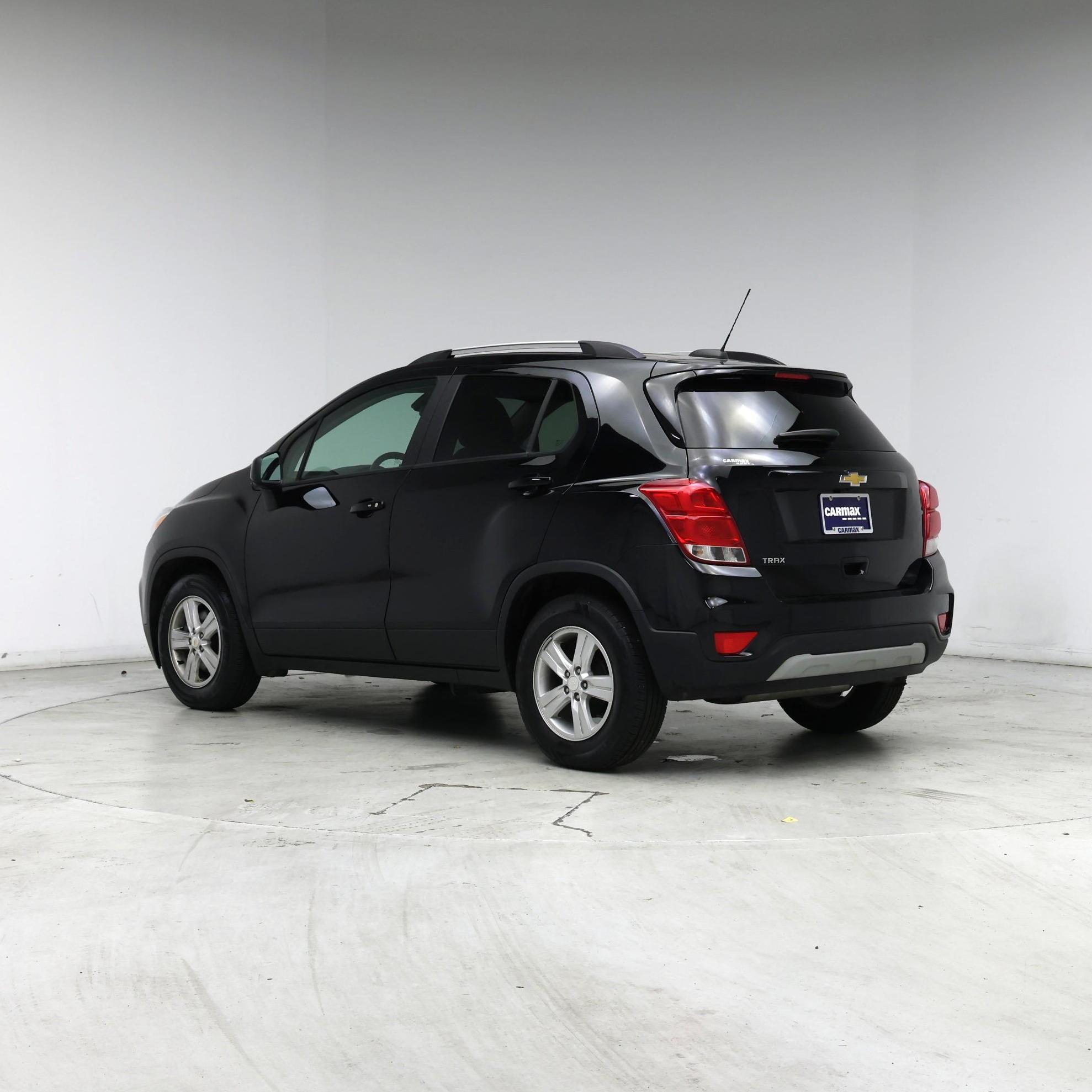 Thumbnail: 2021 Chevrolet Trax - 2
