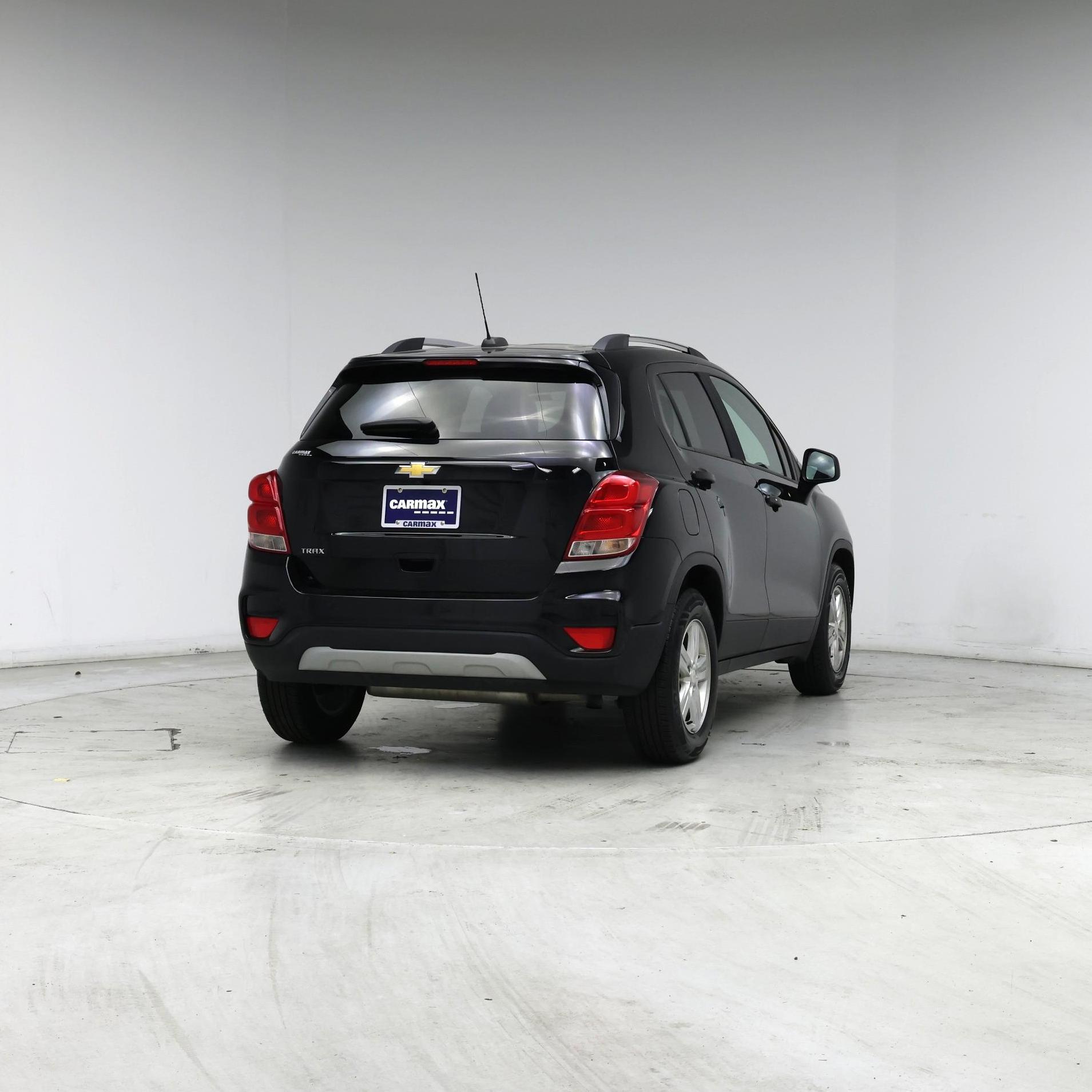 Thumbnail: 2021 Chevrolet Trax - 8