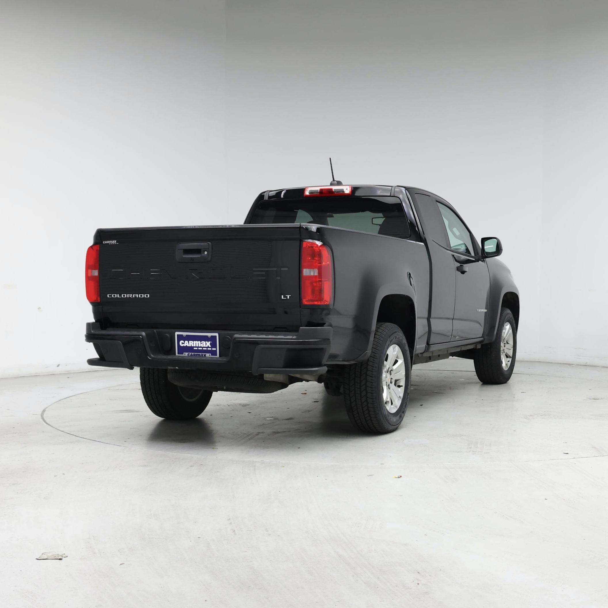 Thumbnail: 2022 Chevrolet Colorado - 8