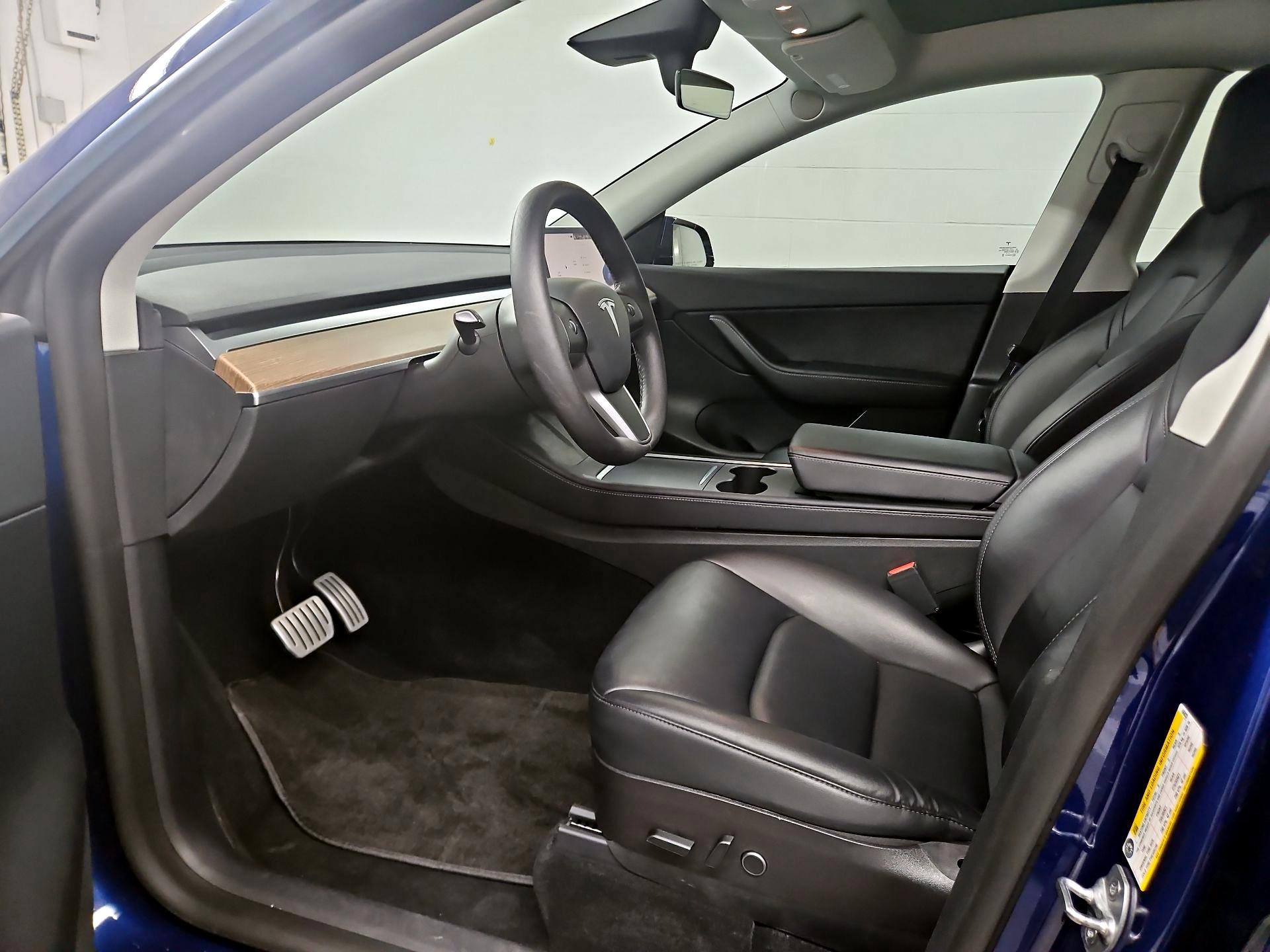 Thumbnail: 2022 Tesla Model Y - 11
