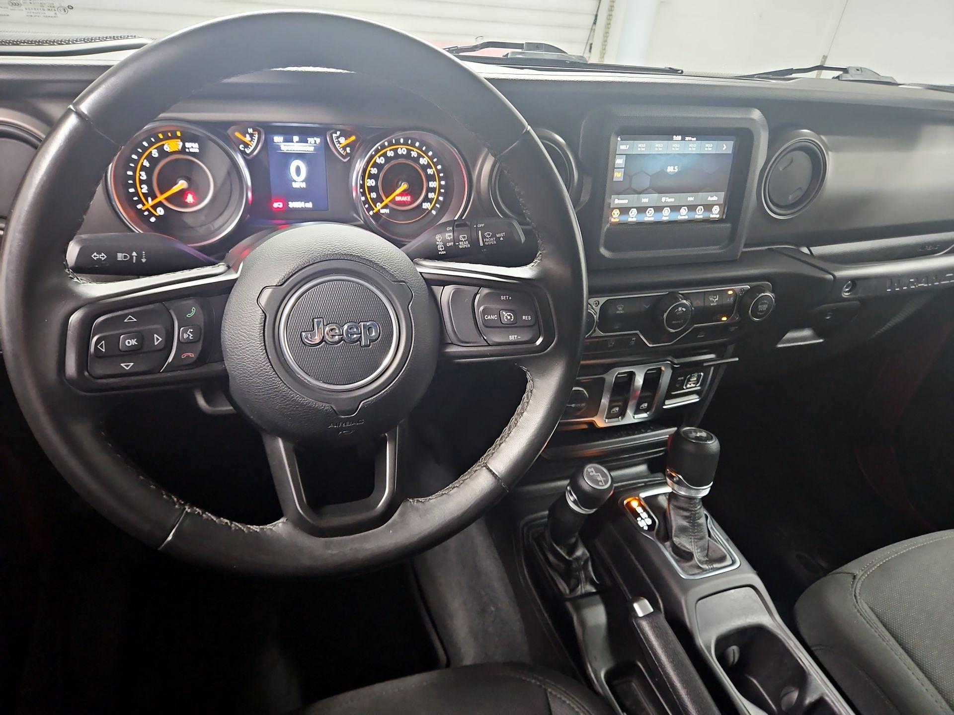 Thumbnail: 2022 Jeep Wrangler - 9