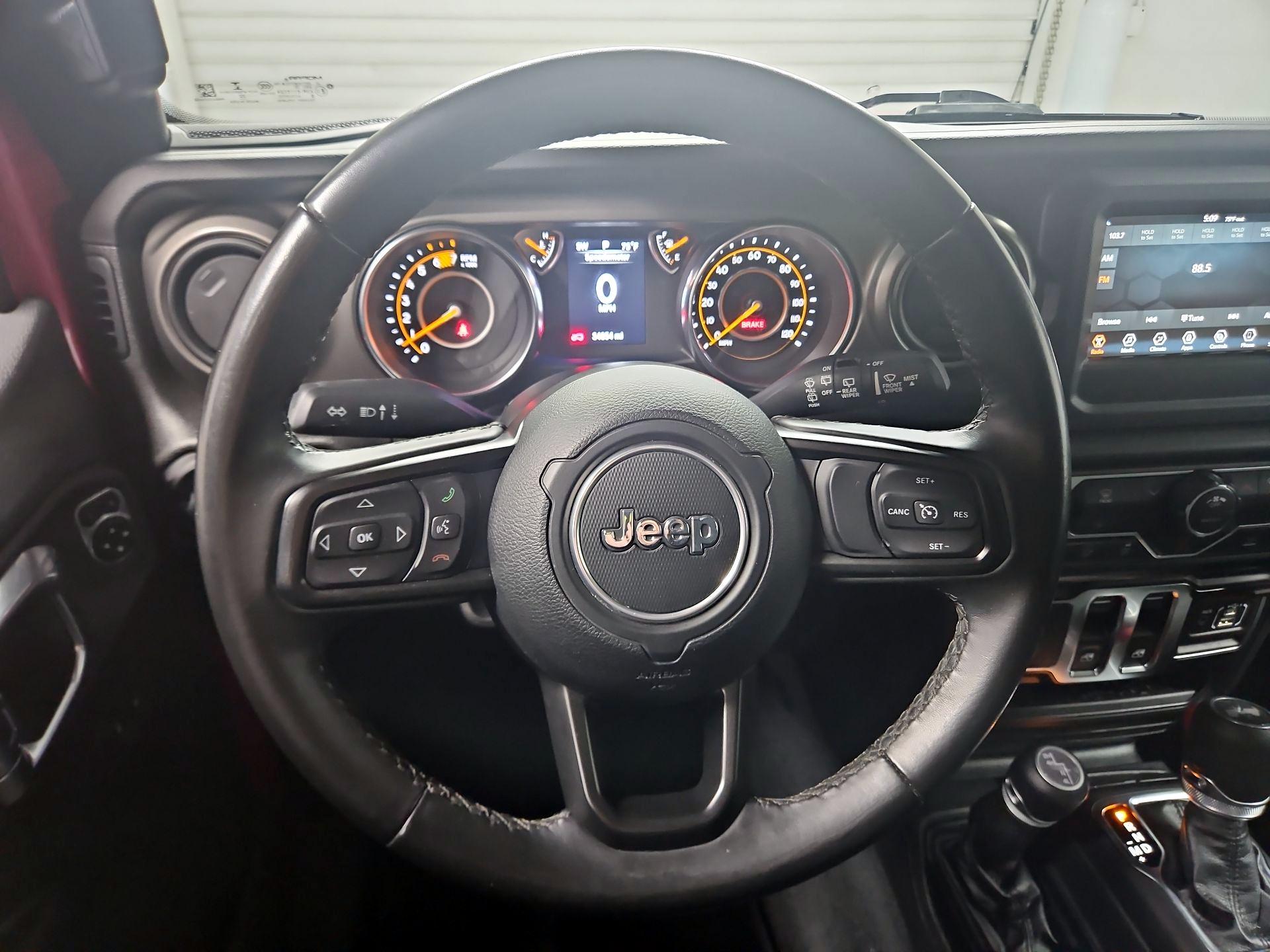 Thumbnail: 2022 Jeep Wrangler - 10