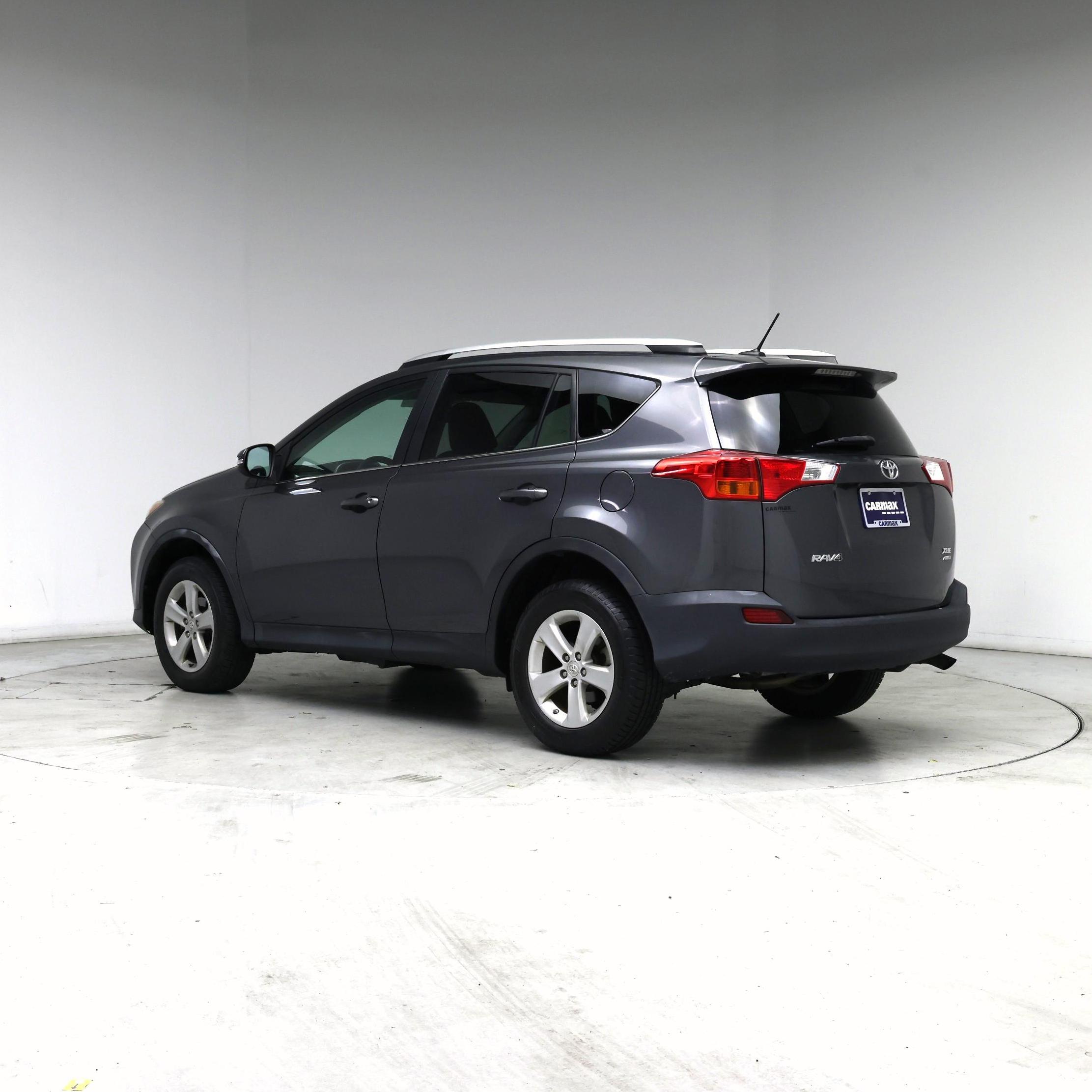 Thumbnail: 2014 Toyota RAV4 - 2