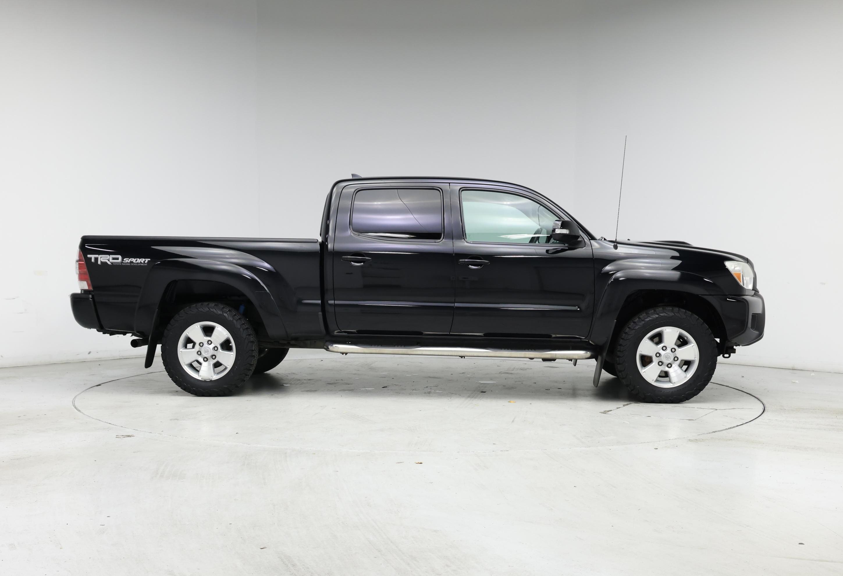 Thumbnail: 2014 Toyota Tacoma - 7