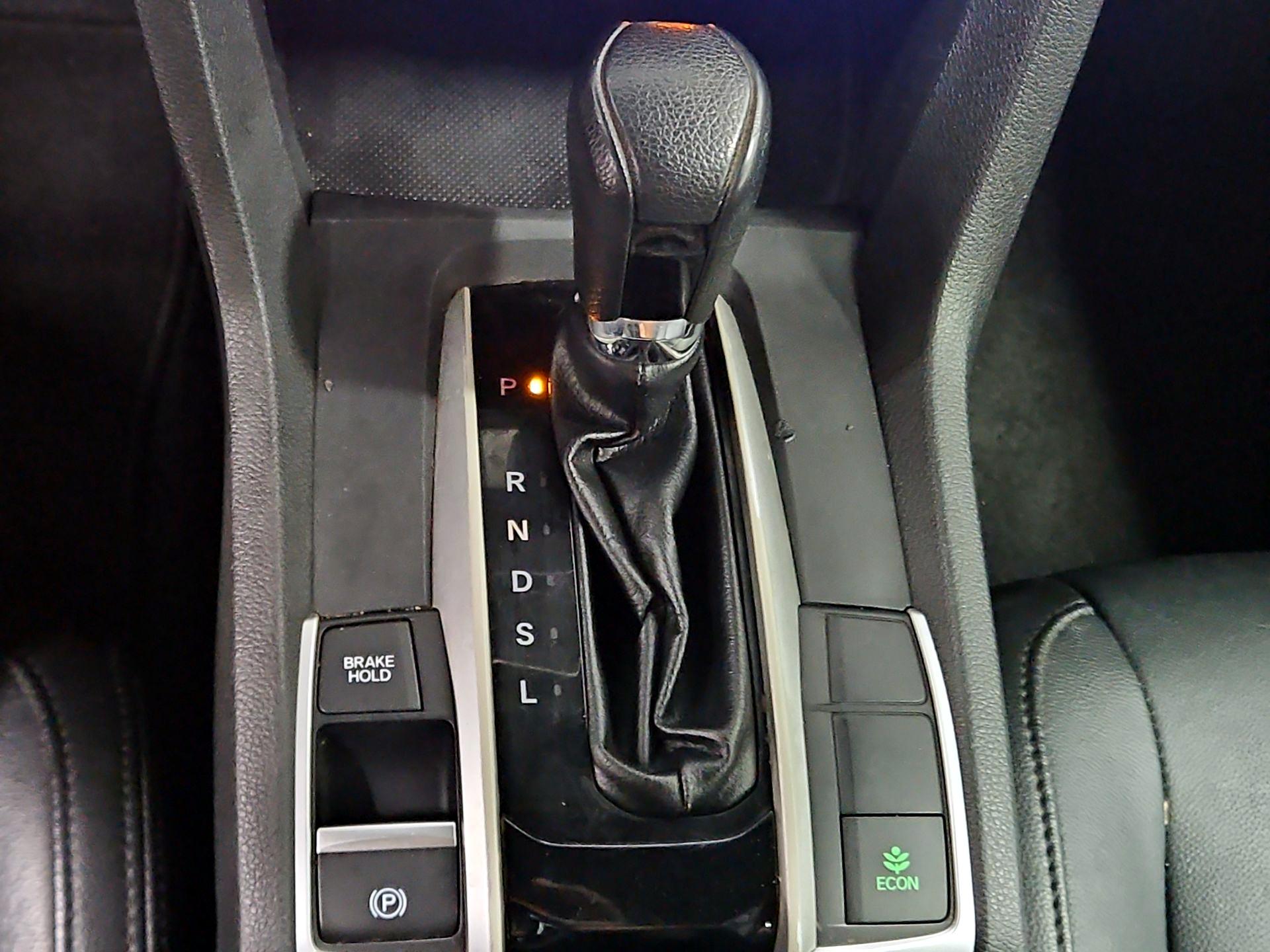 Thumbnail: 2017 Honda Civic - 17