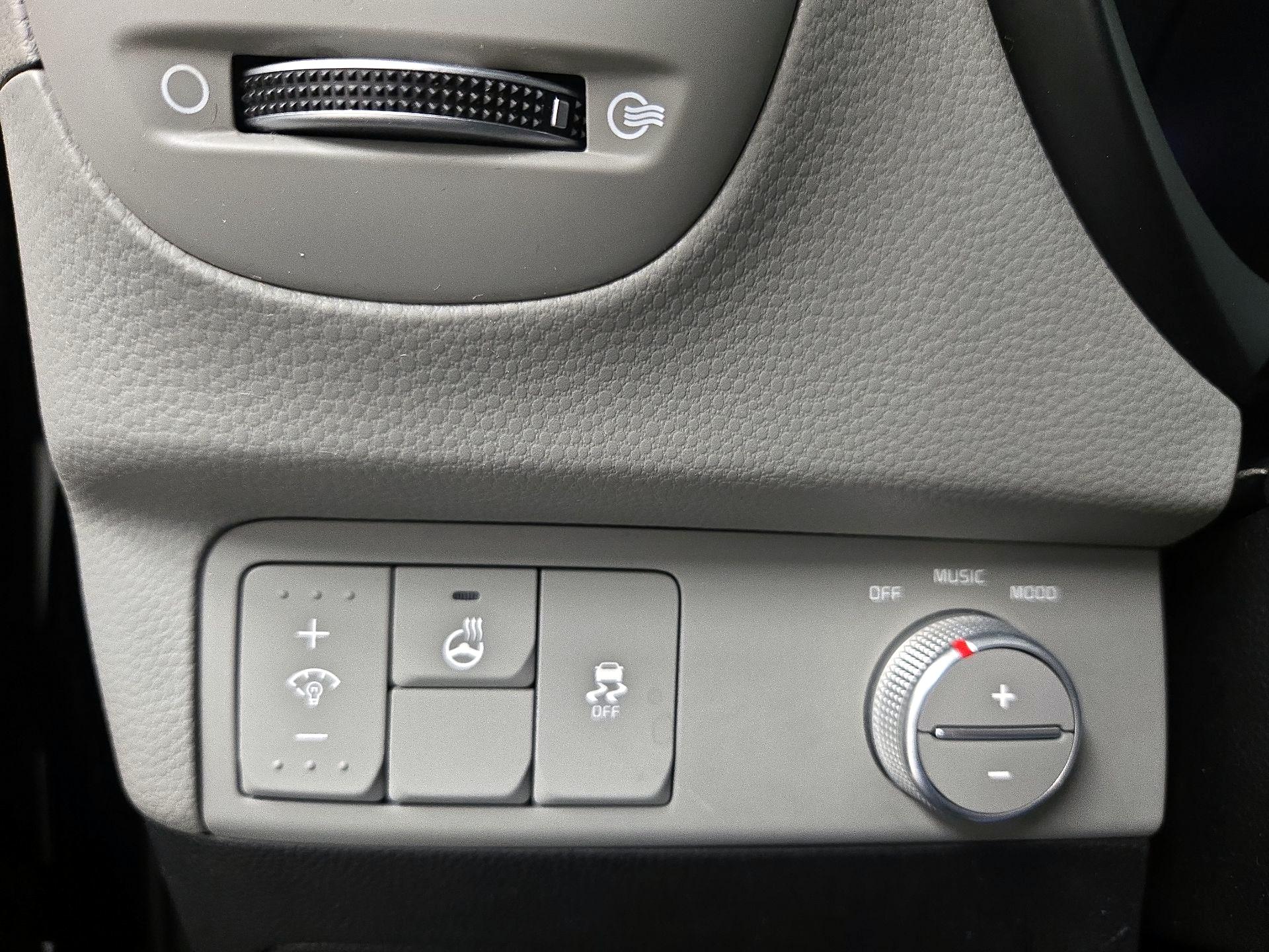 Thumbnail: 2016 Kia Soul - 13