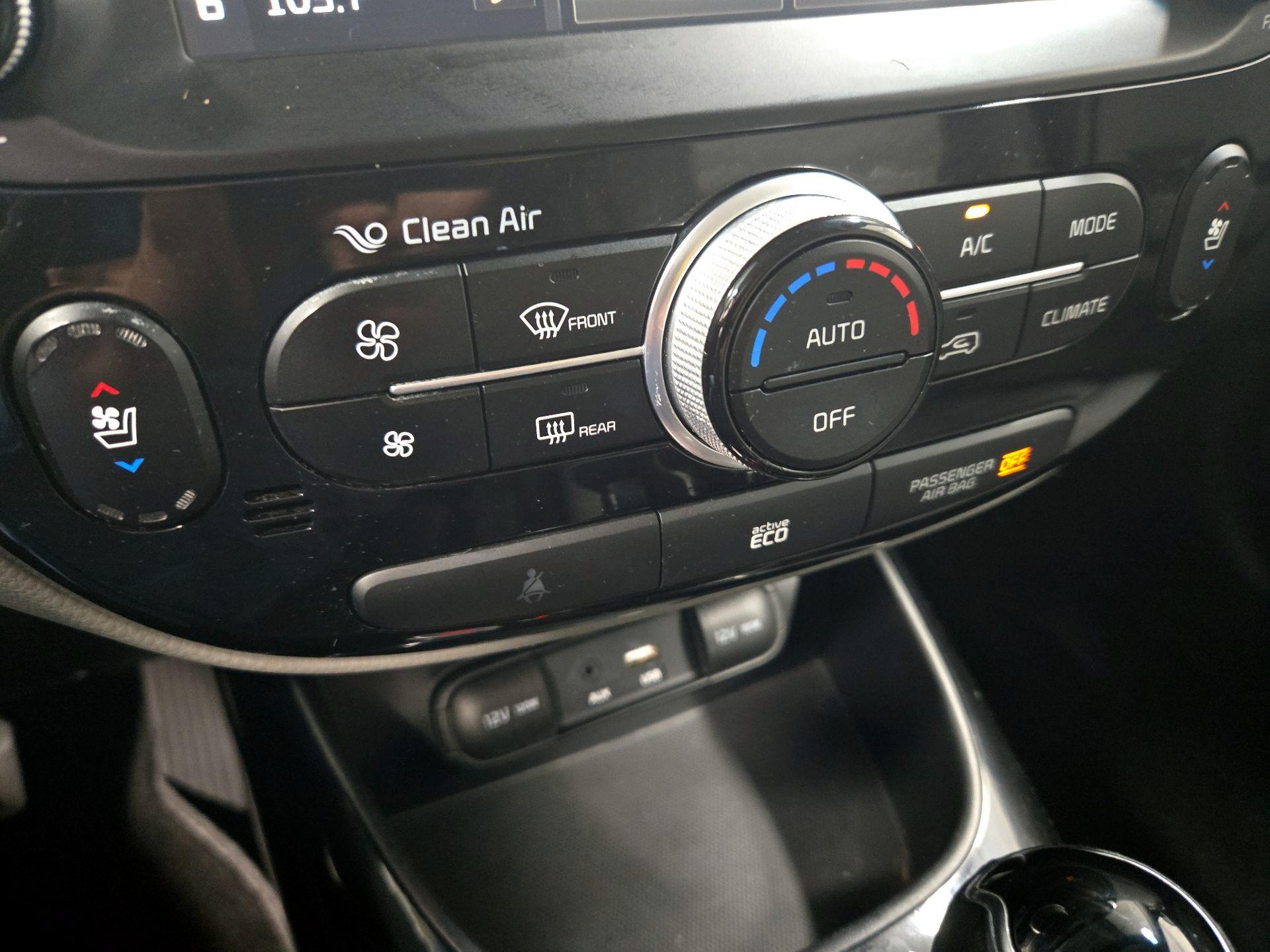 Thumbnail: 2016 Kia Soul - 17