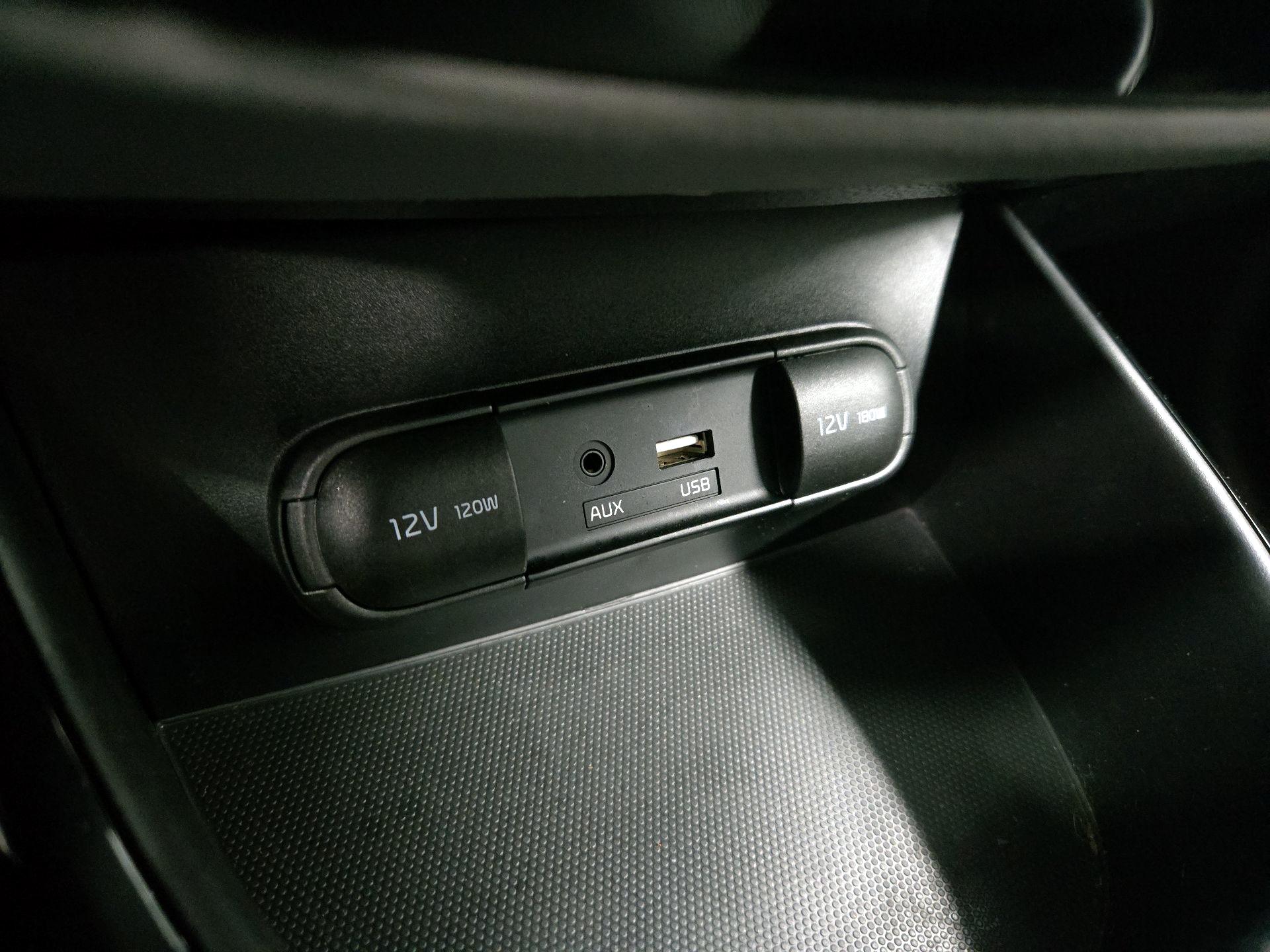 Thumbnail: 2016 Kia Soul - 19