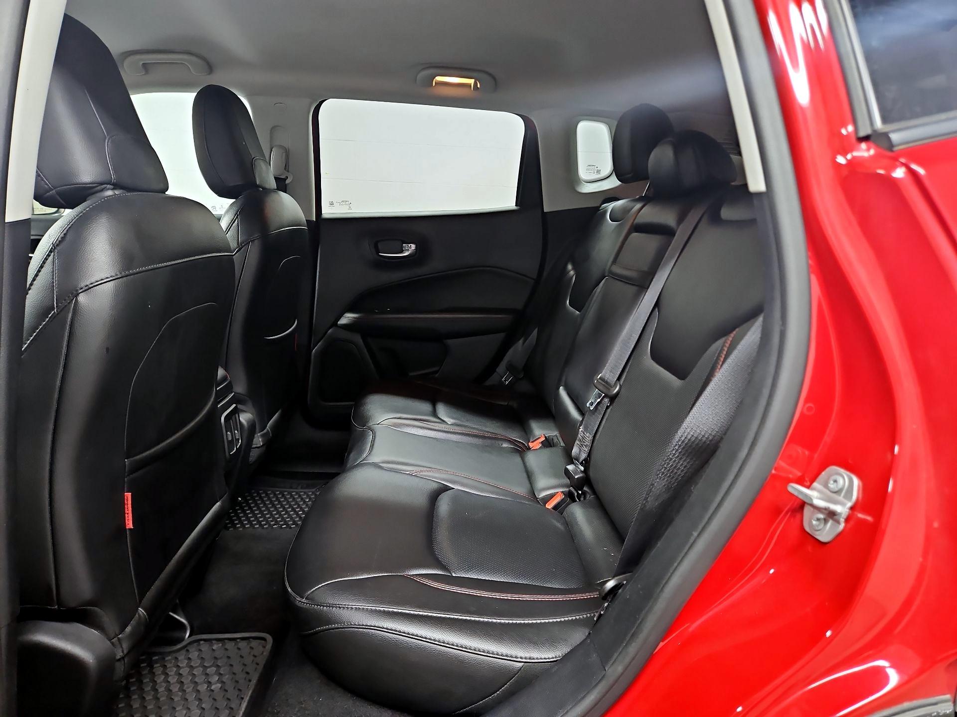 Thumbnail: 2018 Jeep Compass - 19