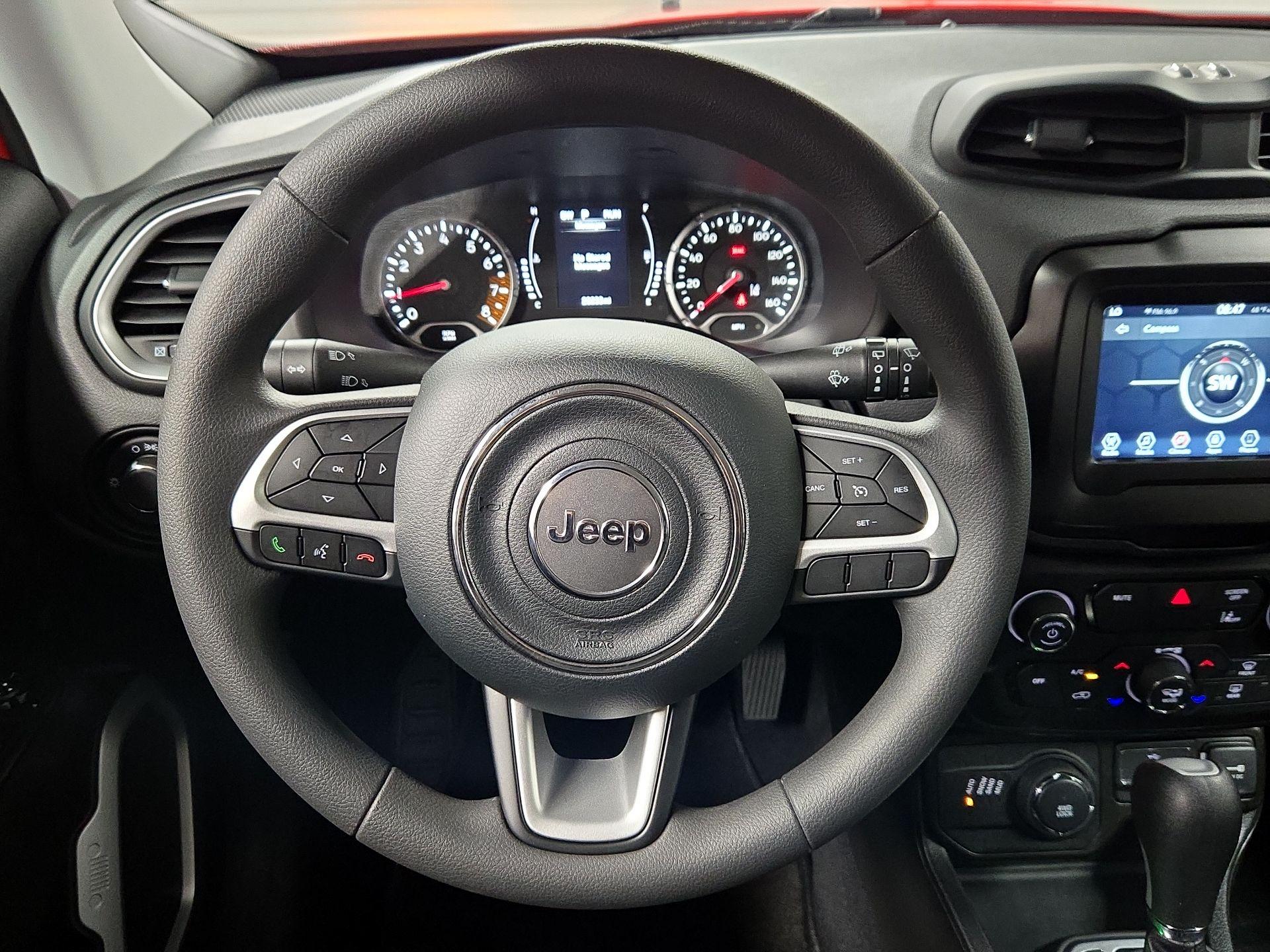 Thumbnail: 2021 Jeep Renegade - 10