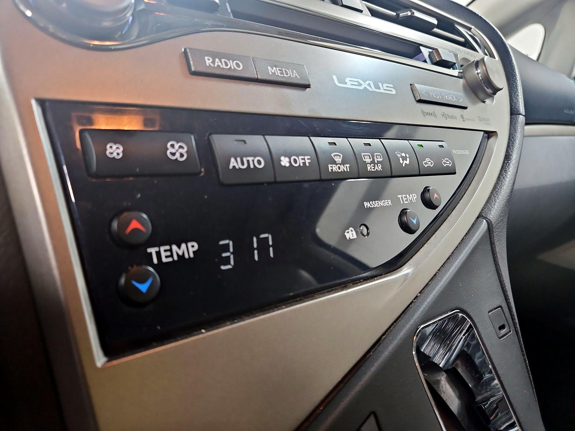 Thumbnail: 2015 Lexus RX - 17