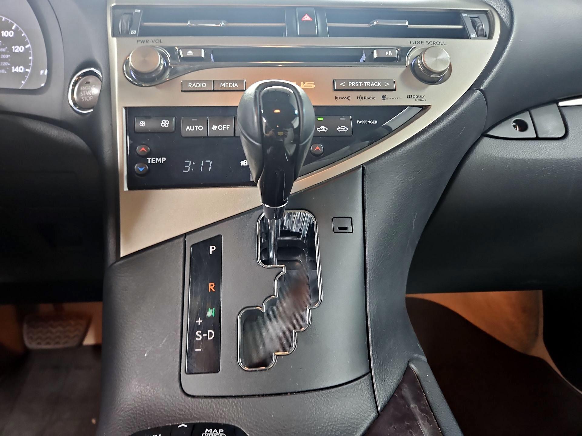 Thumbnail: 2015 Lexus RX - 18