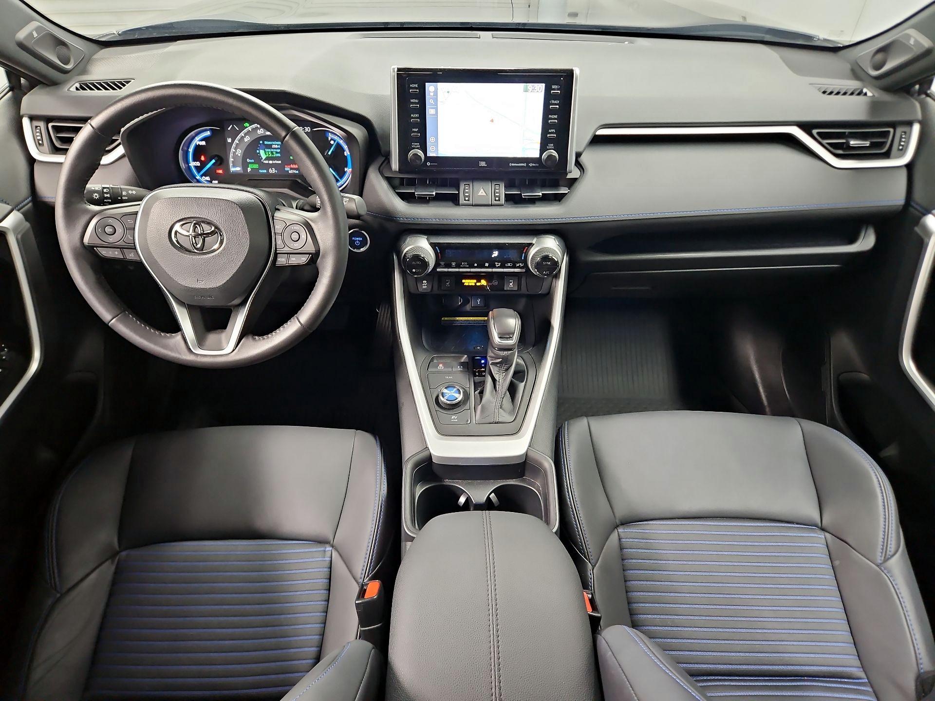 Thumbnail: 2021 Toyota RAV4 - 9