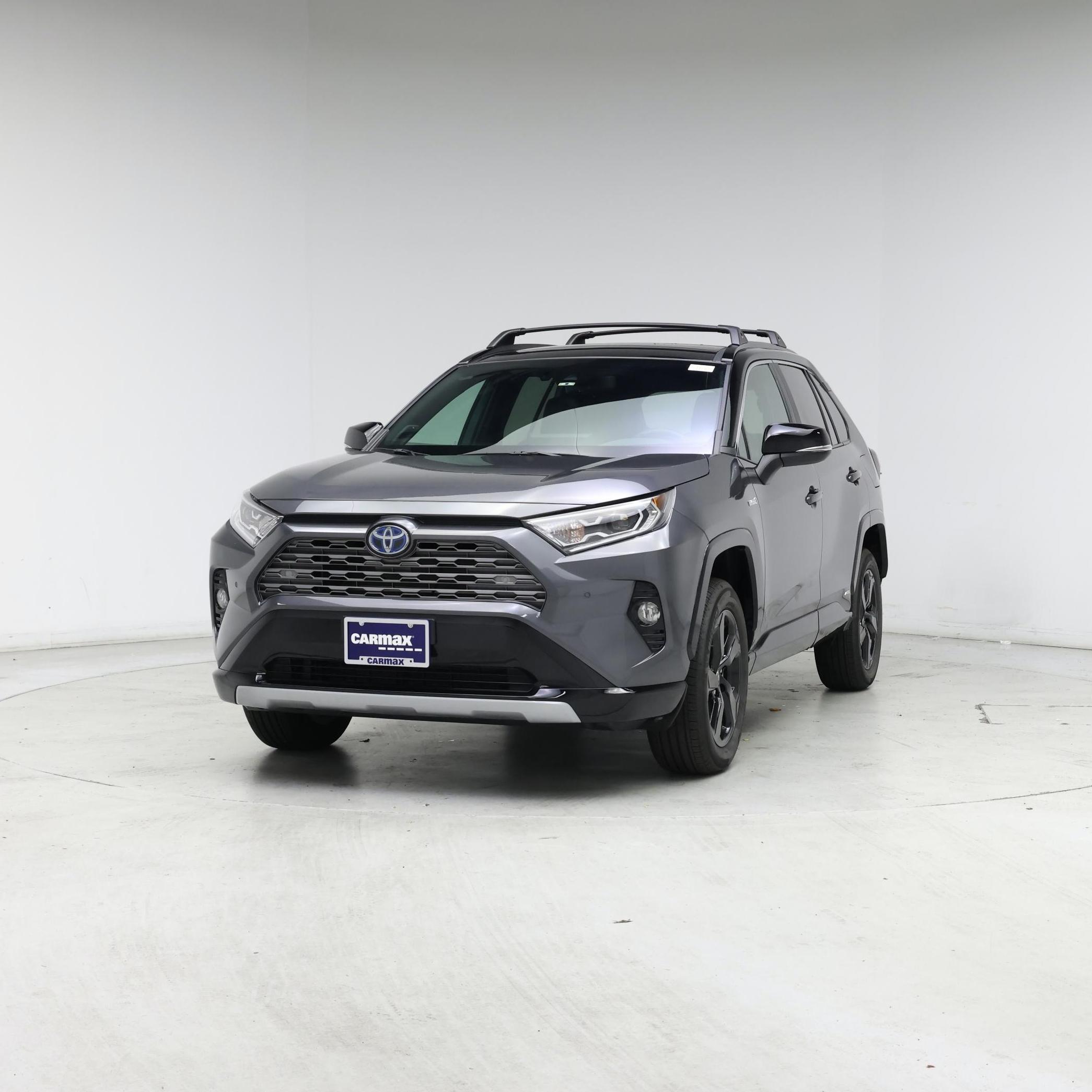 Thumbnail: 2021 Toyota RAV4 - 4