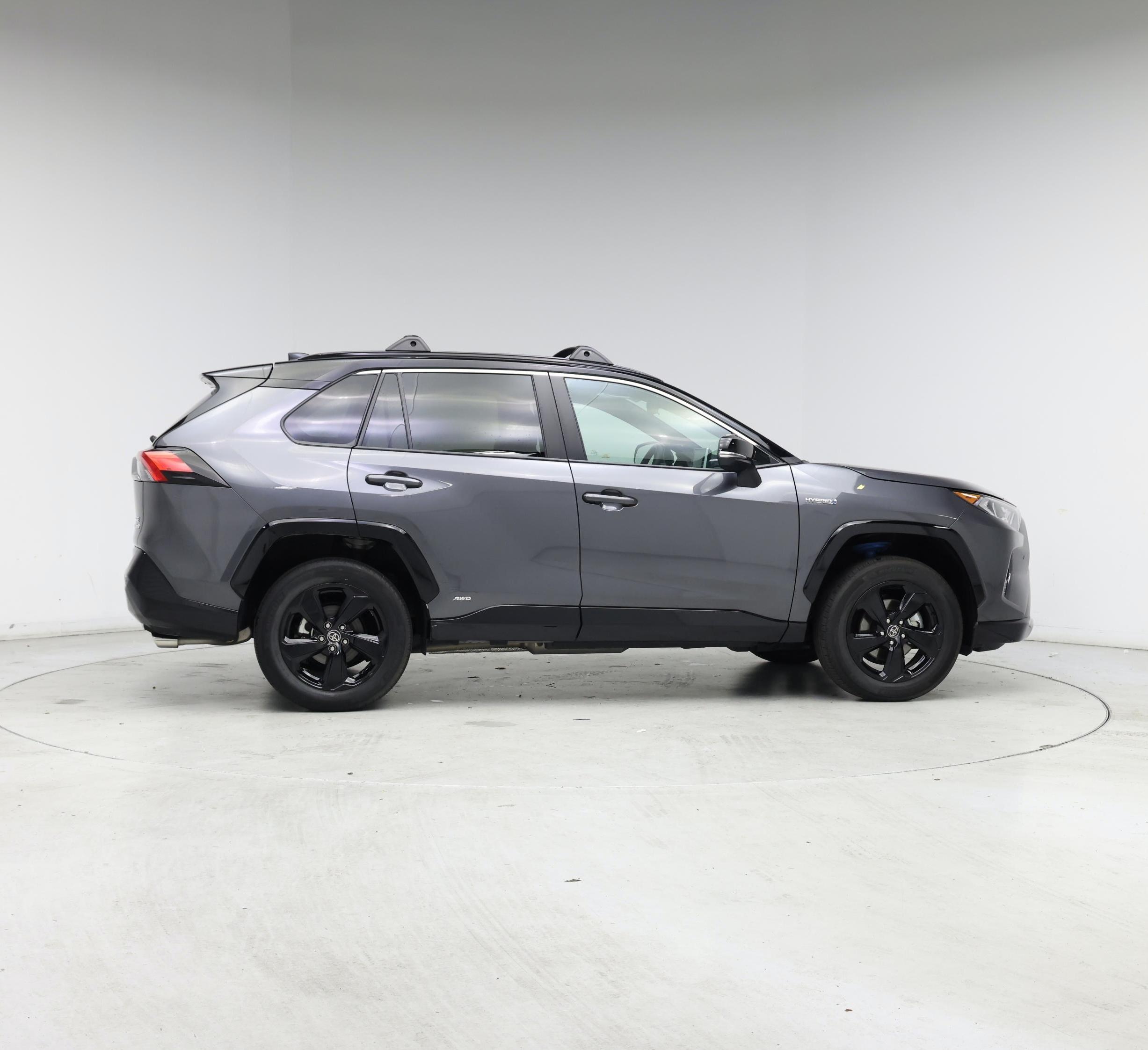 Thumbnail: 2021 Toyota RAV4 - 7