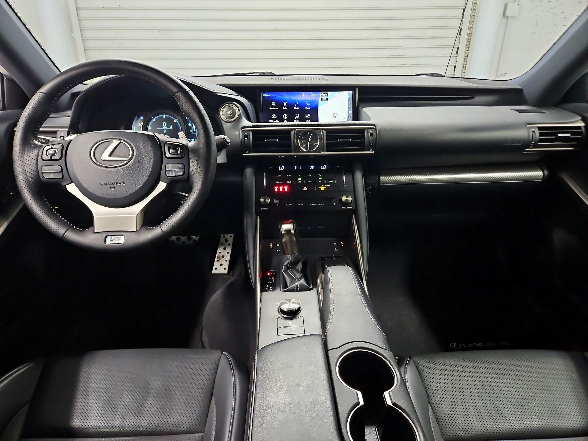 Thumbnail: 2018 Lexus IS - 9