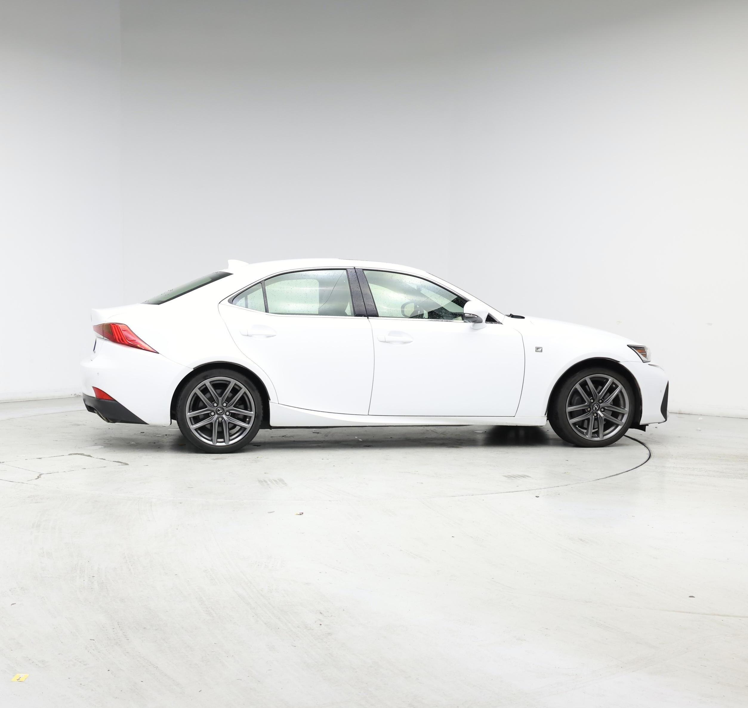 Thumbnail: 2018 Lexus IS - 7