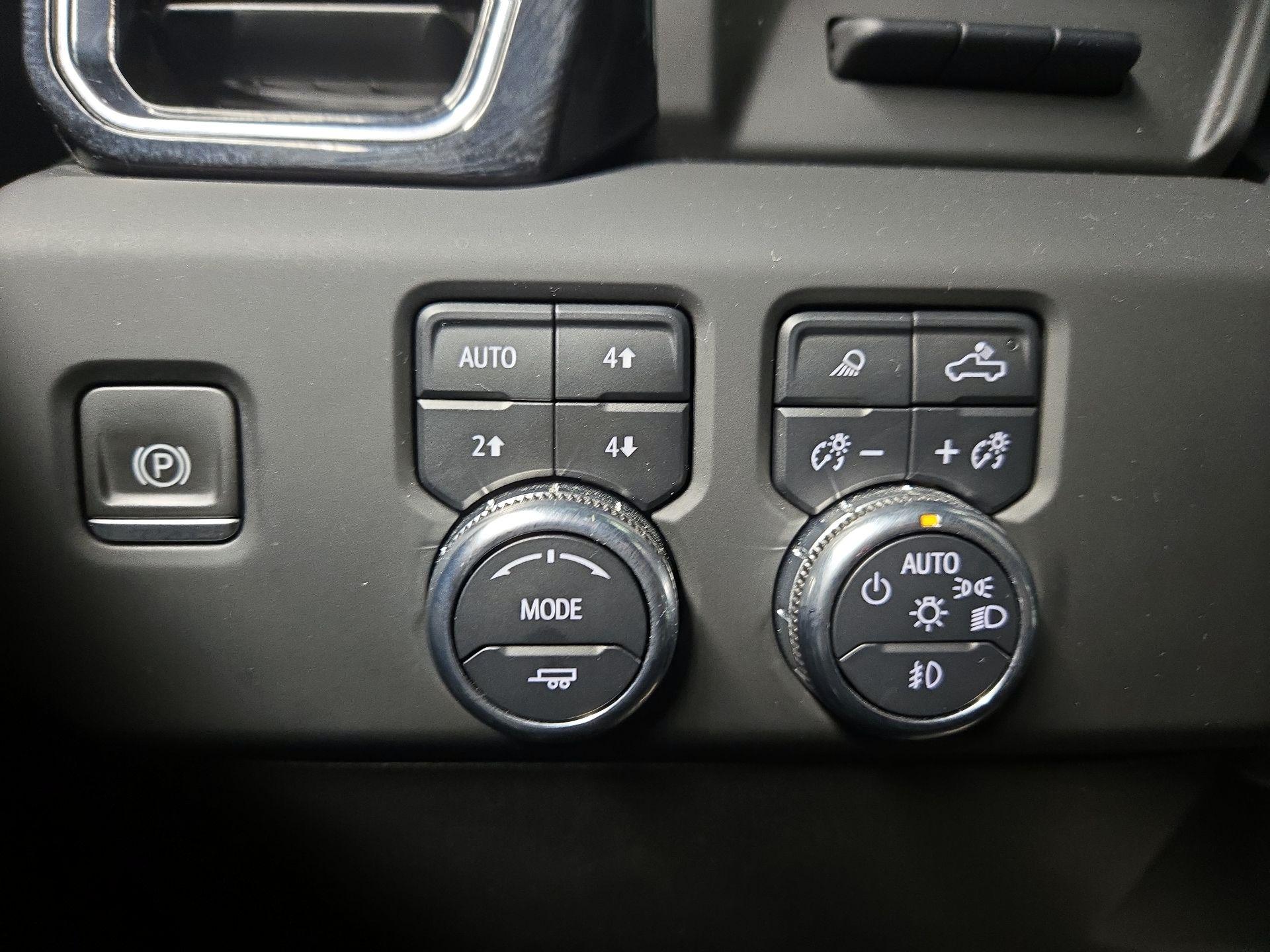 Thumbnail: 2023 GMC Sierra 1500 - 13
