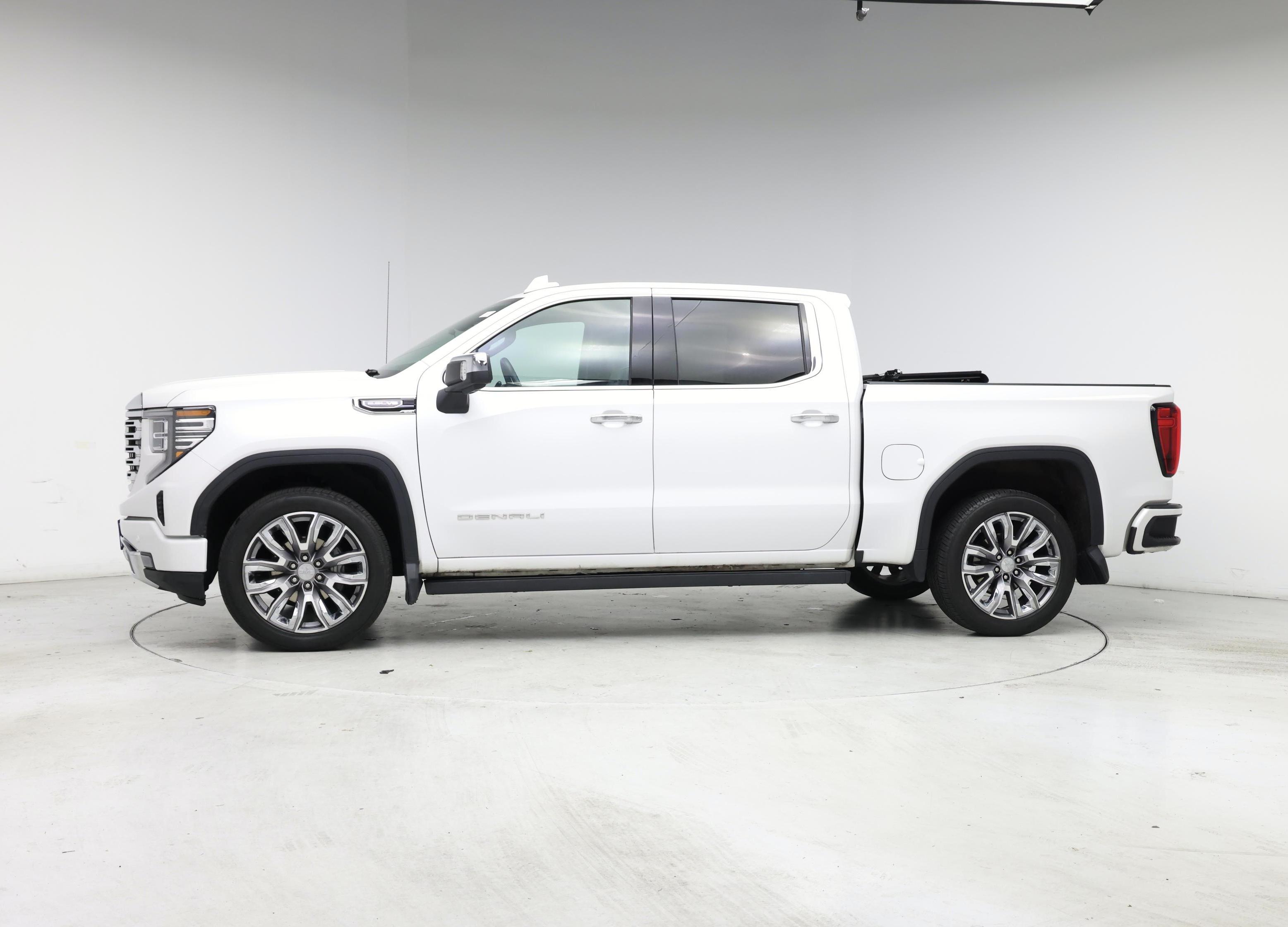 Thumbnail: 2023 GMC Sierra 1500 - 3