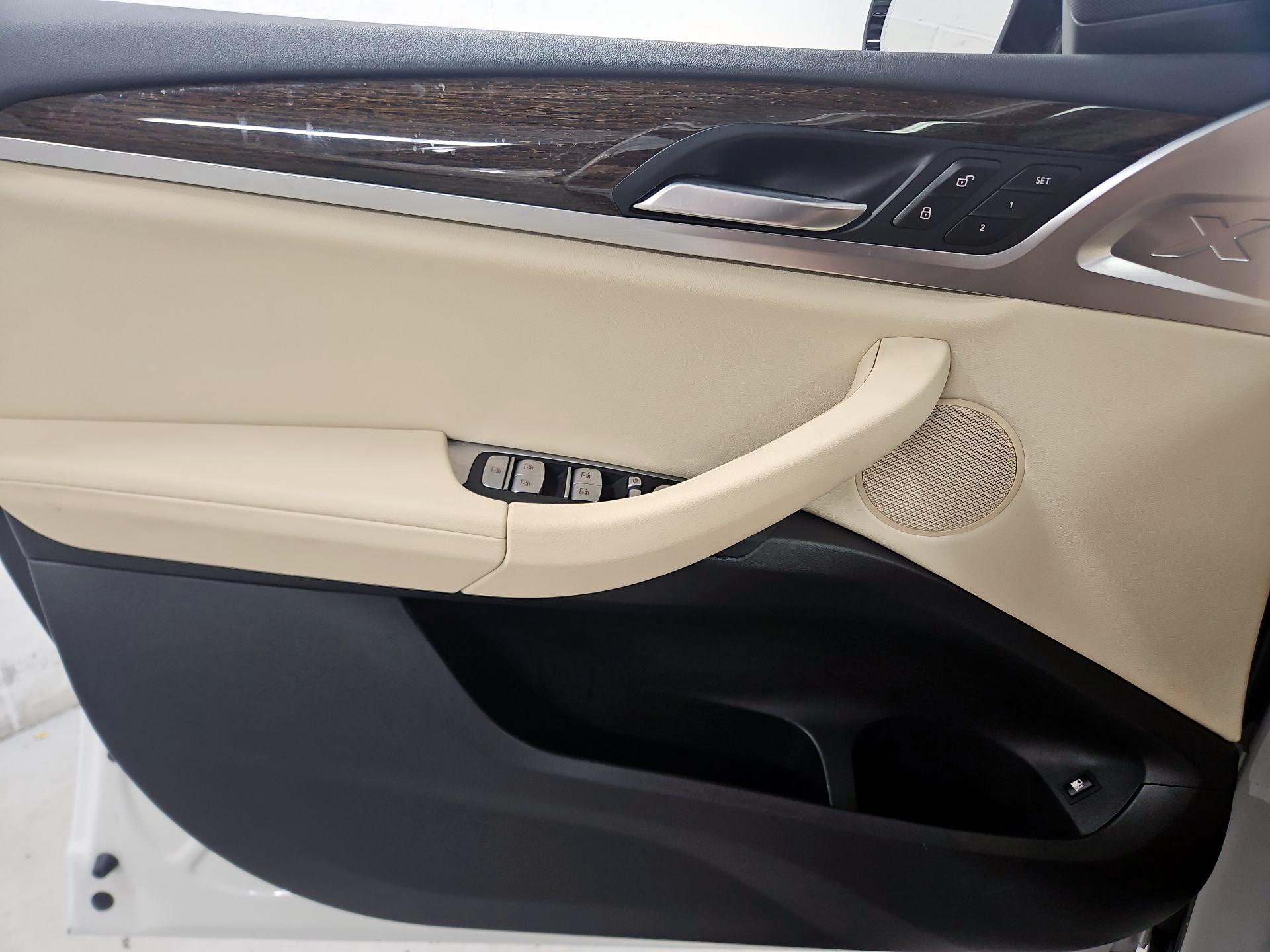 Thumbnail: 2021 BMW X3 - 12
