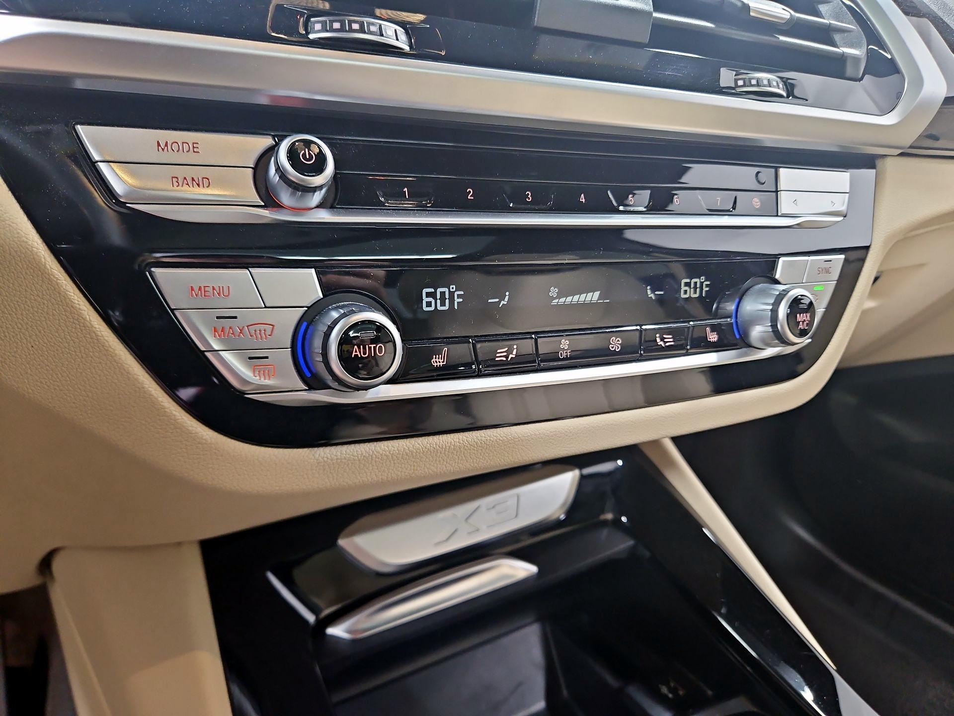 Thumbnail: 2021 BMW X3 - 17