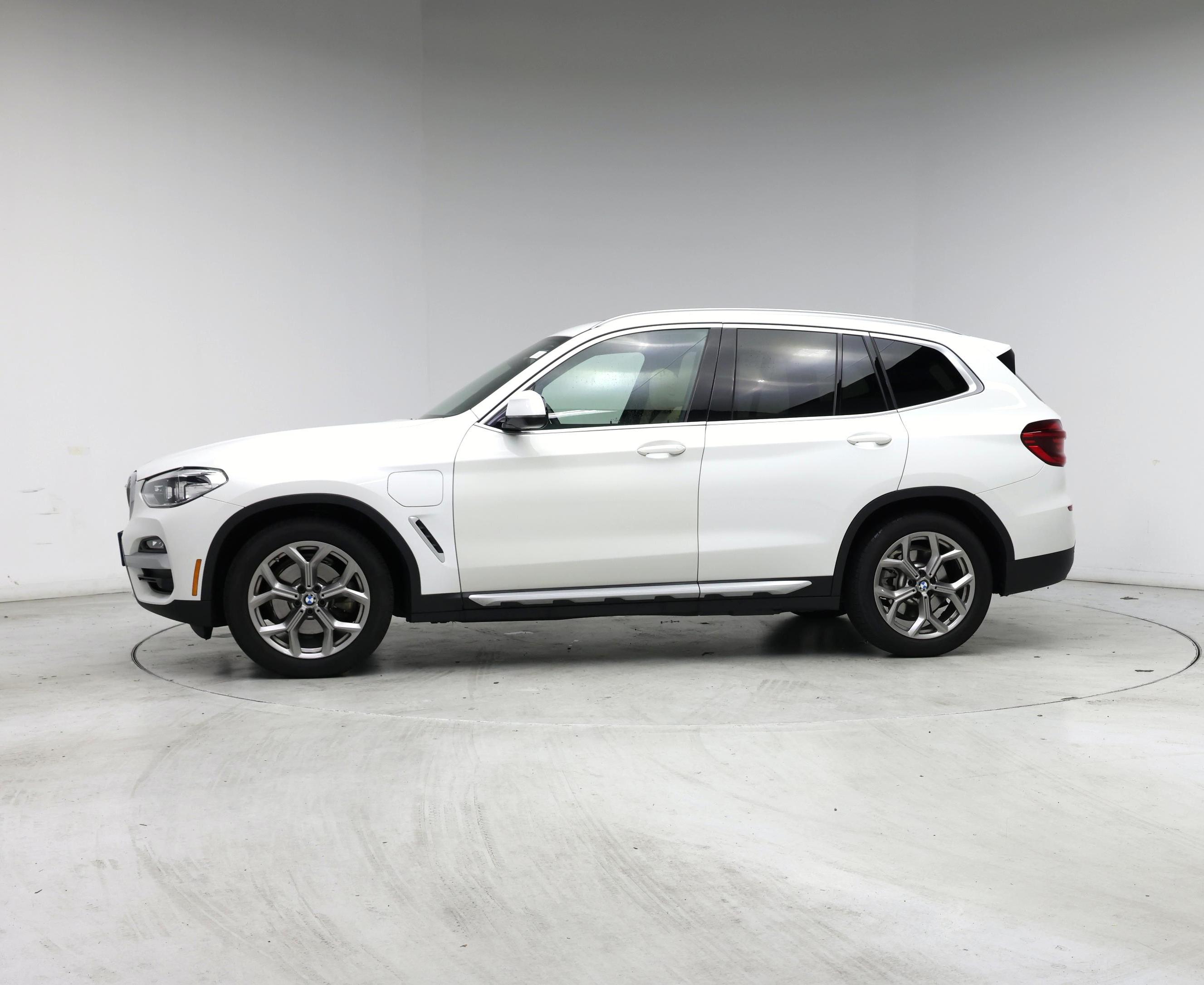 Thumbnail: 2021 BMW X3 - 3