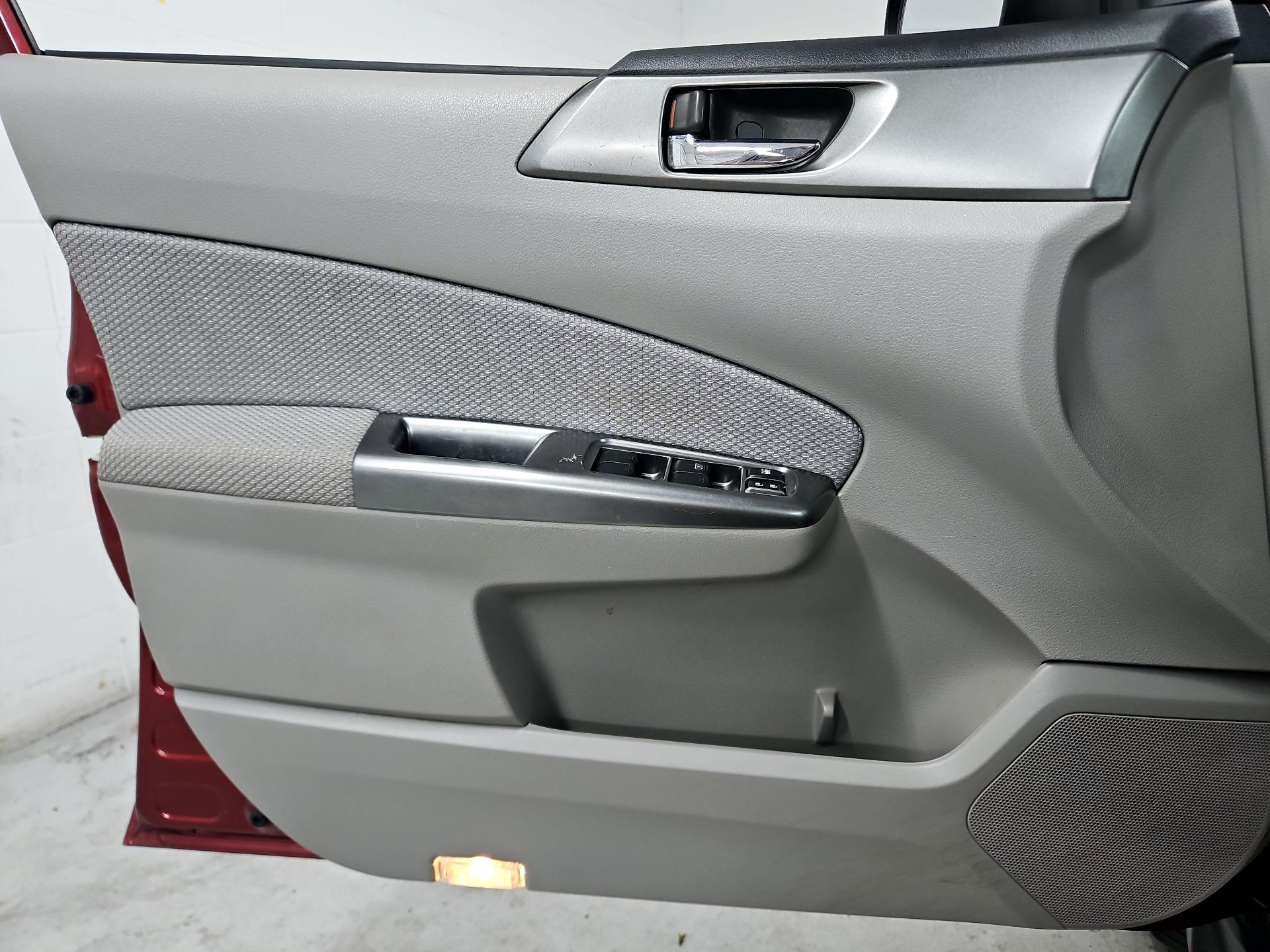 Thumbnail: 2013 Subaru Forester - 12