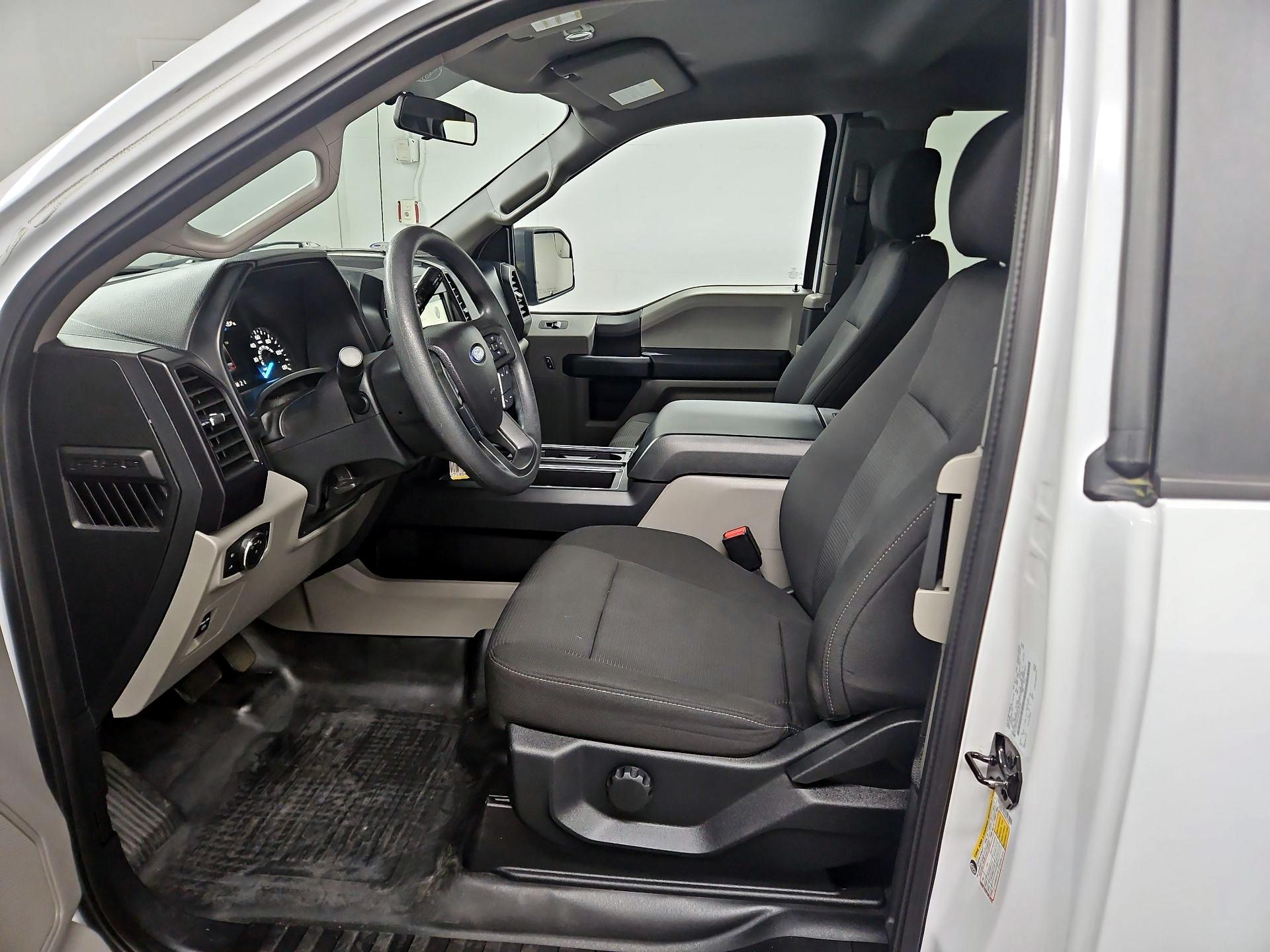 Thumbnail: 2017 Ford F-150 - 11