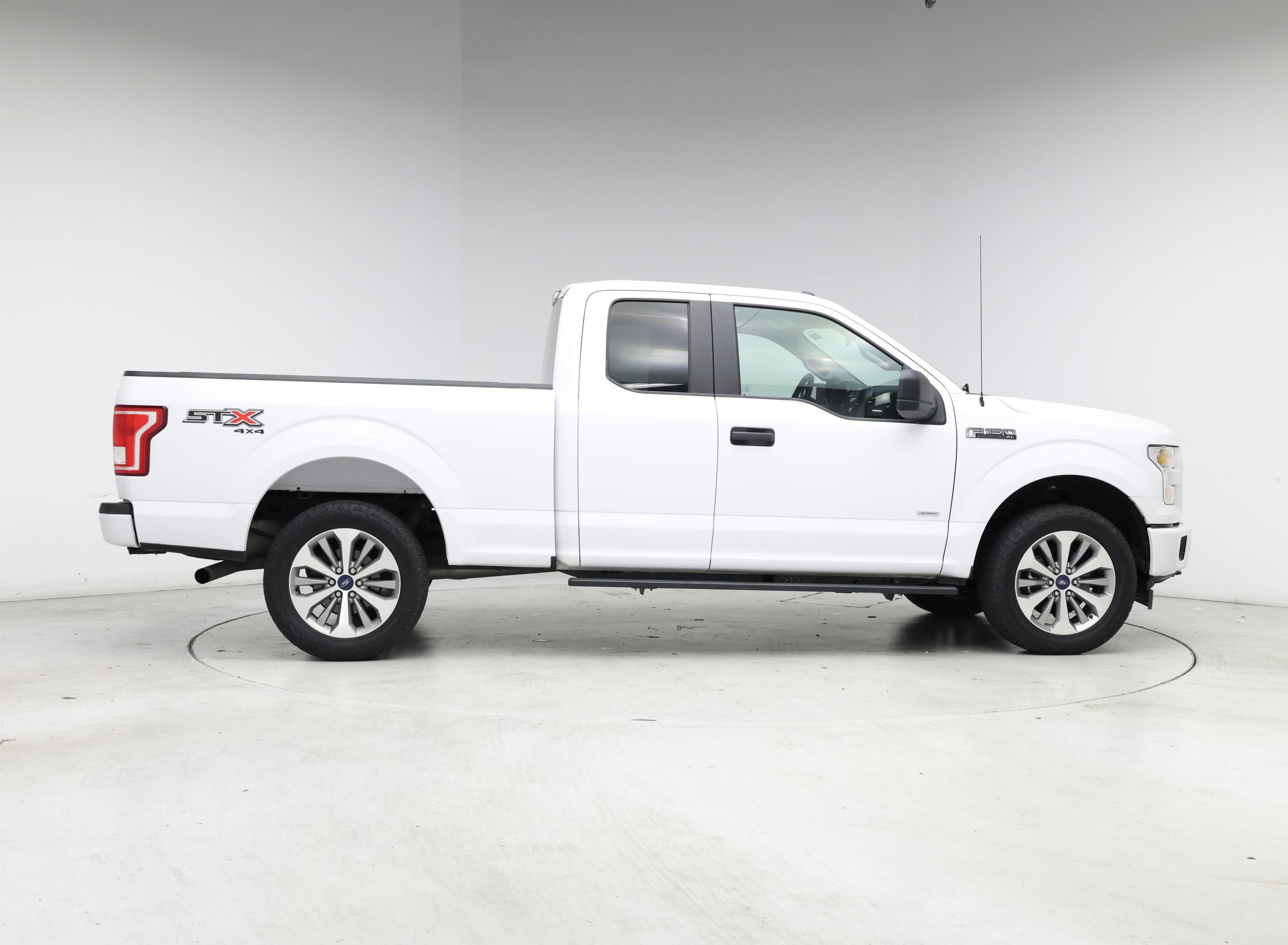 Thumbnail: 2017 Ford F-150 - 7