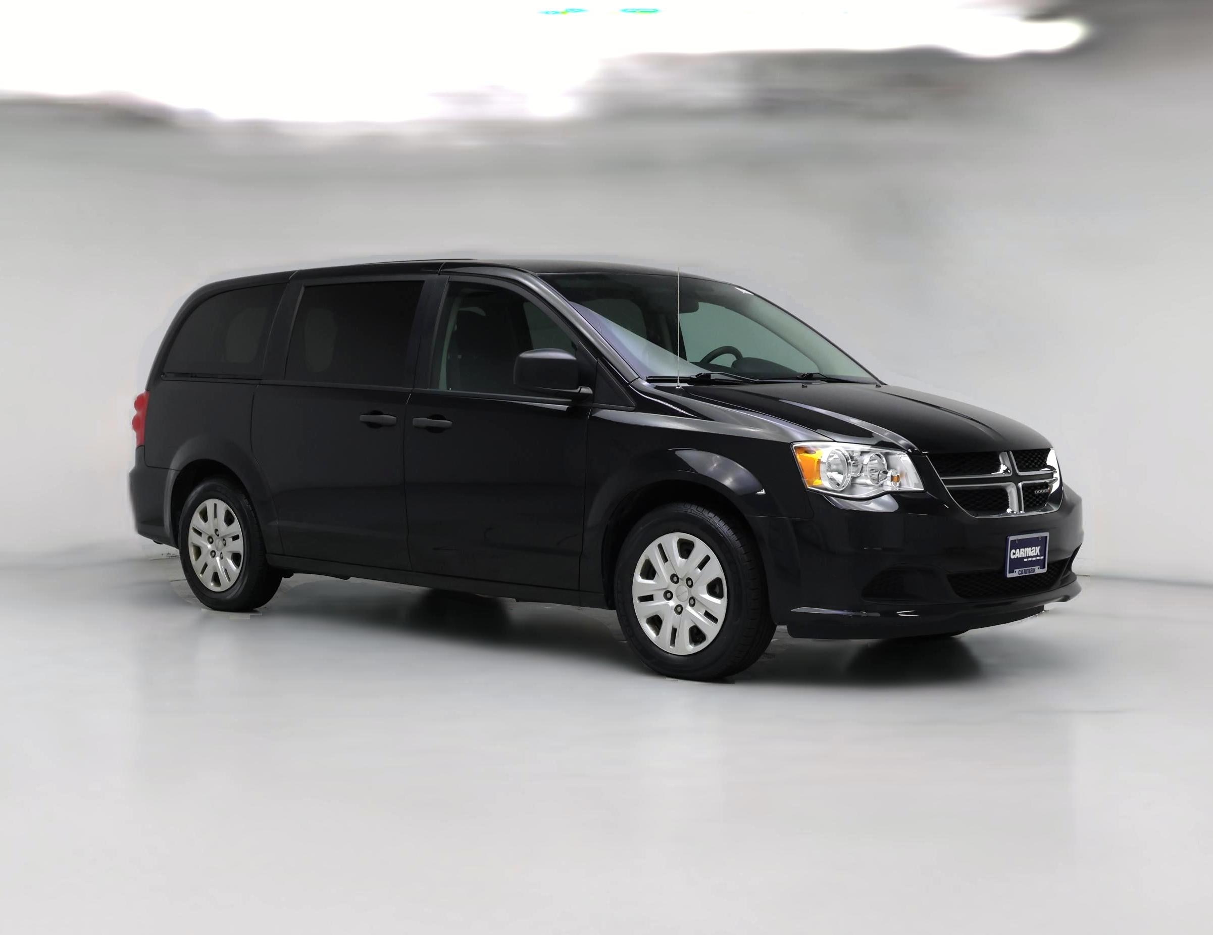 Thumbnail: 2019 Dodge Grand Caravan - 1