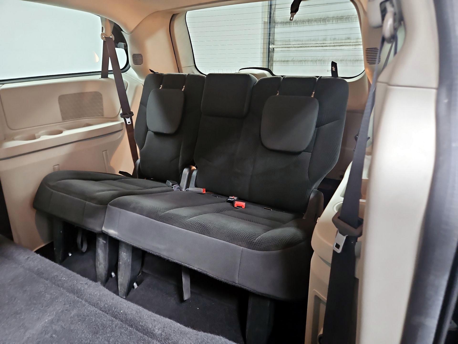Thumbnail: 2019 Dodge Grand Caravan - 20