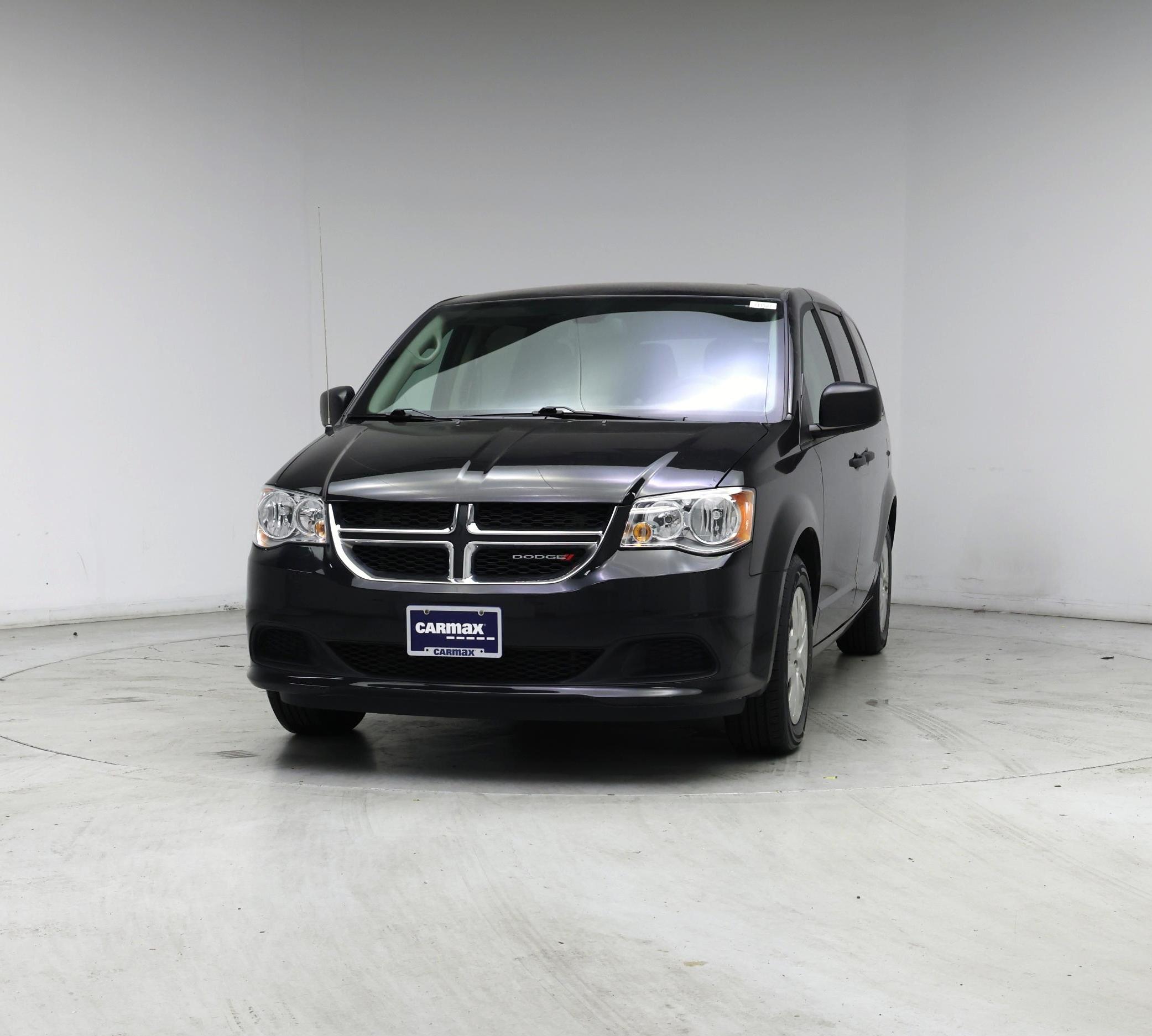 Thumbnail: 2019 Dodge Grand Caravan - 4