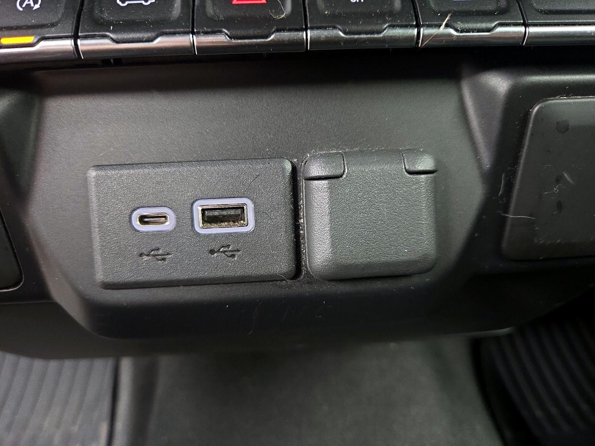 Thumbnail: 2021 Chevrolet Silverado 1500 - 18