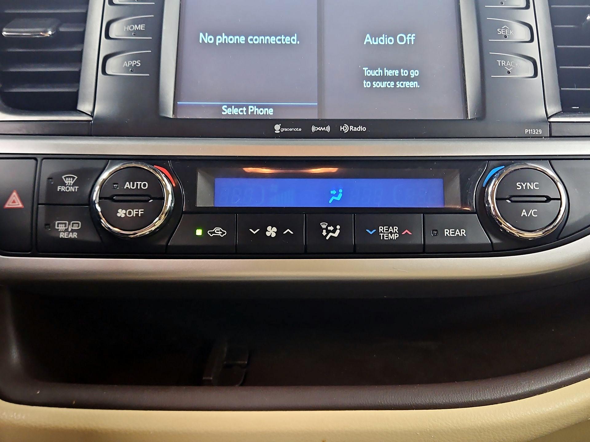 Thumbnail: 2017 Toyota Highlander - 16
