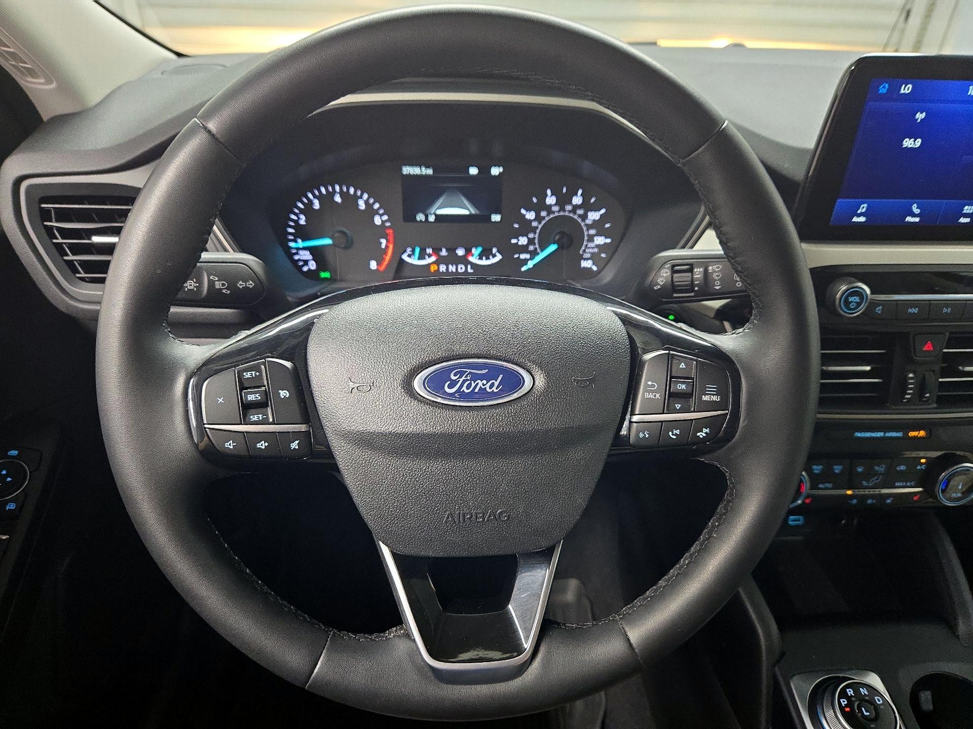 Thumbnail: 2022 Ford Escape - 10