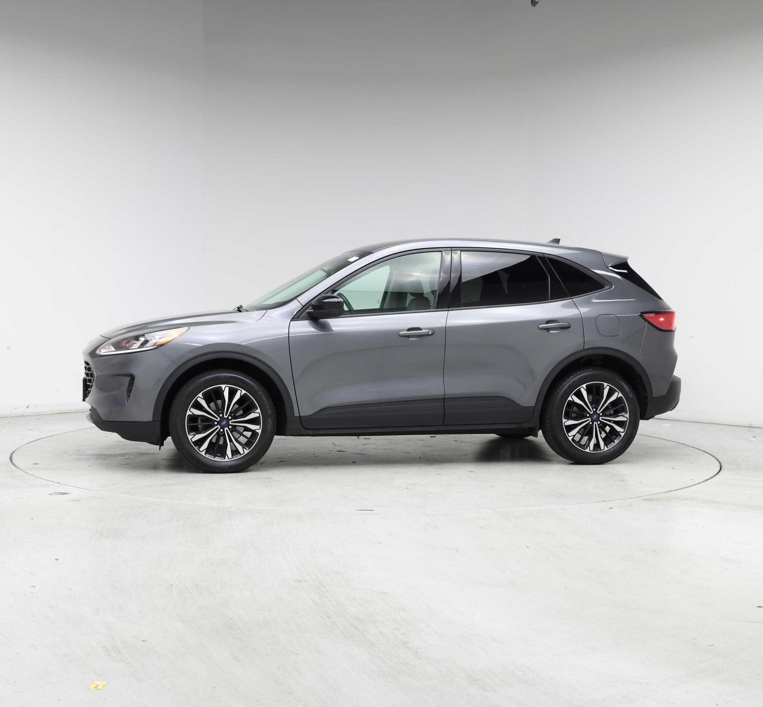 Thumbnail: 2022 Ford Escape - 3
