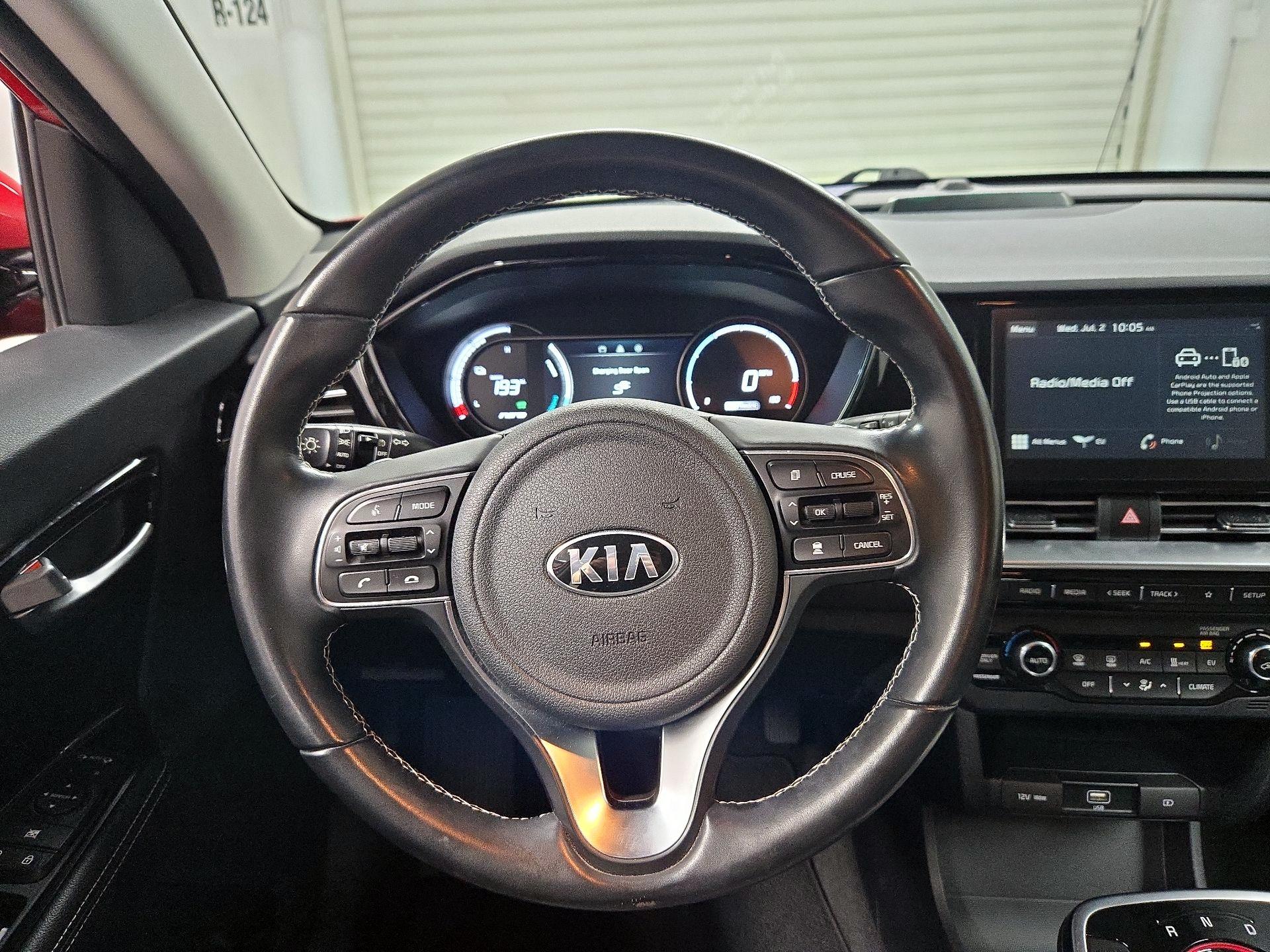 Thumbnail: 2020 Kia Niro - 10
