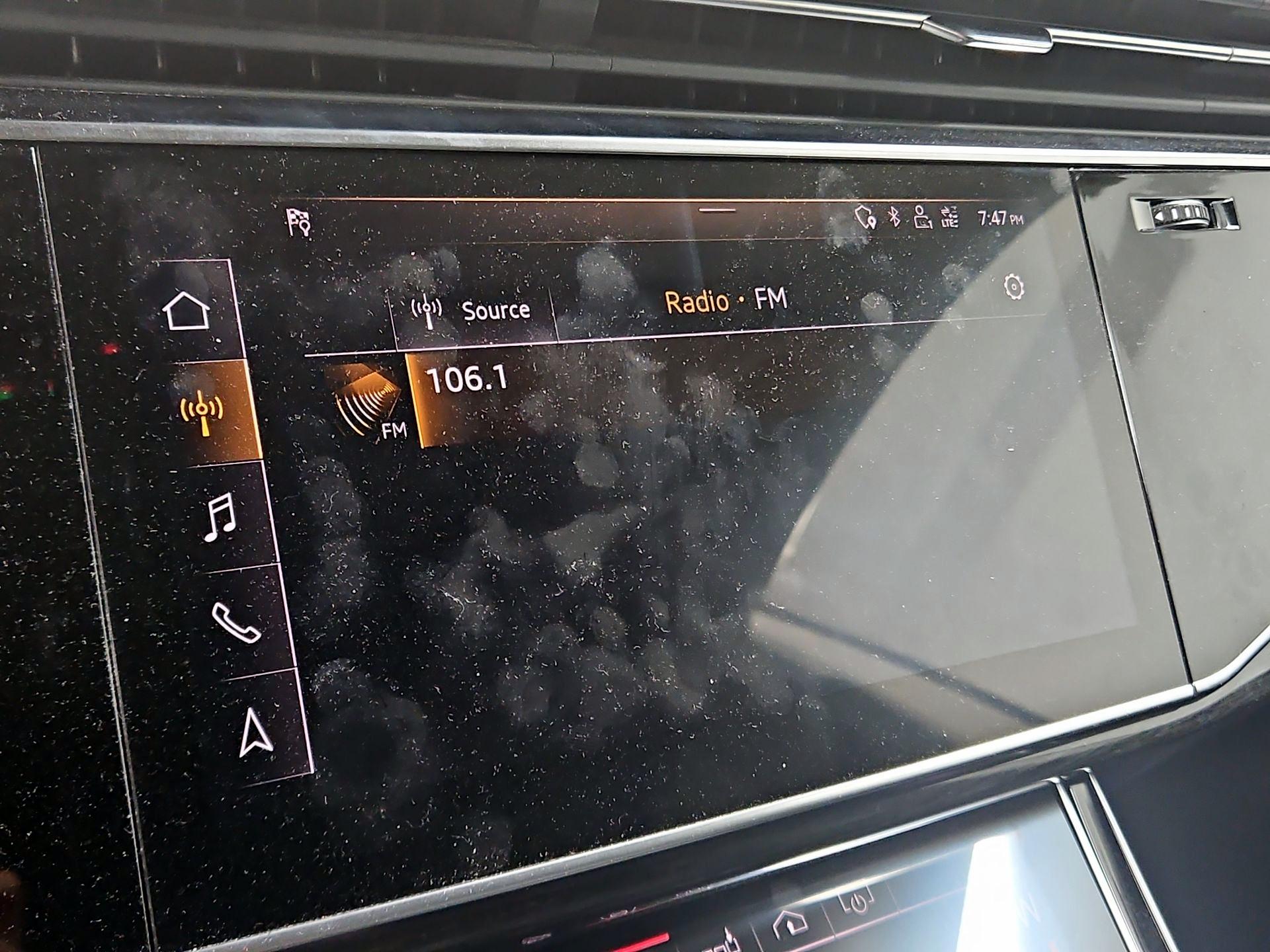 Thumbnail: 2019 Audi Q8 - 16