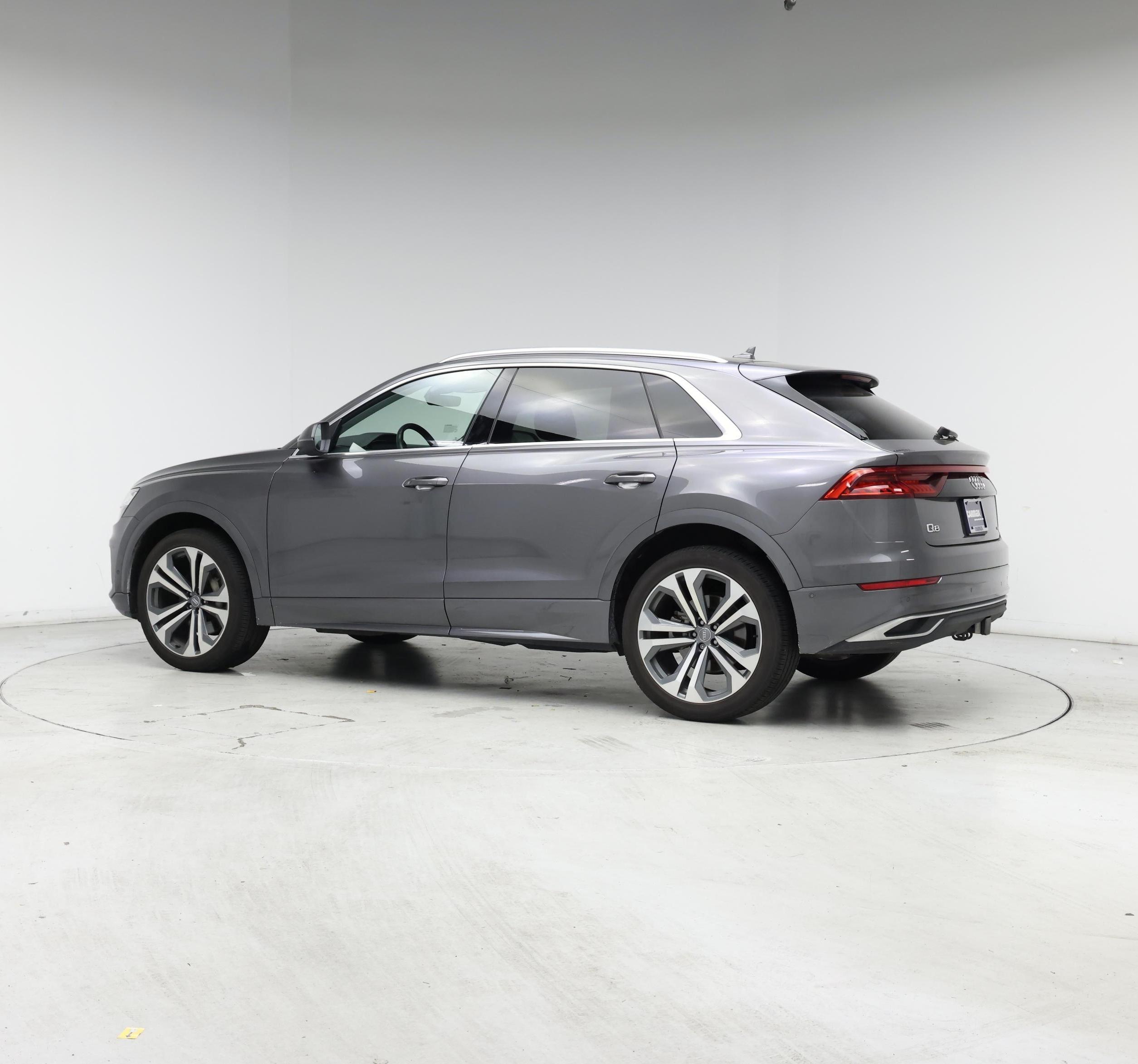 Thumbnail: 2019 Audi Q8 - 5