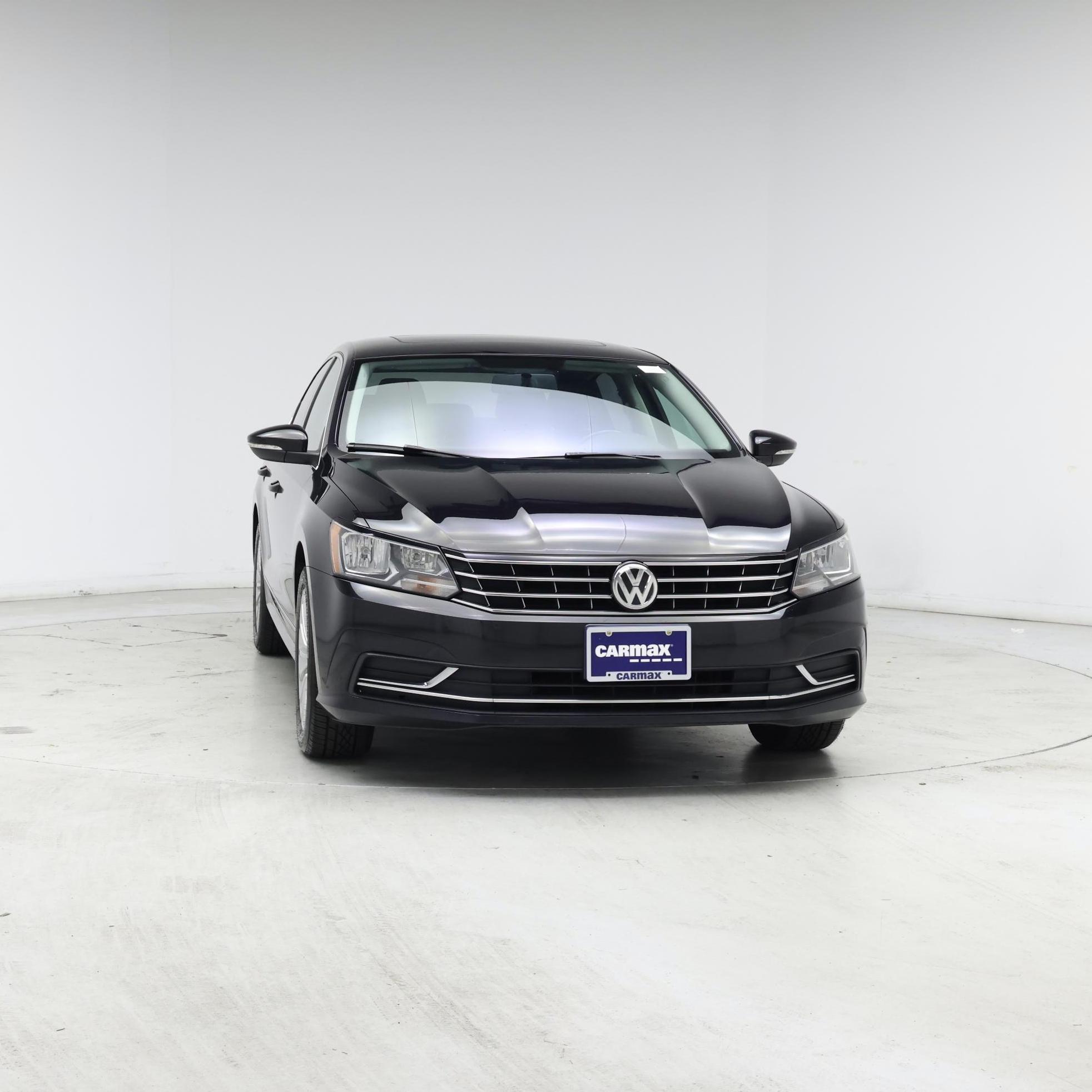 Thumbnail: 2017 Volkswagen Passat - 5