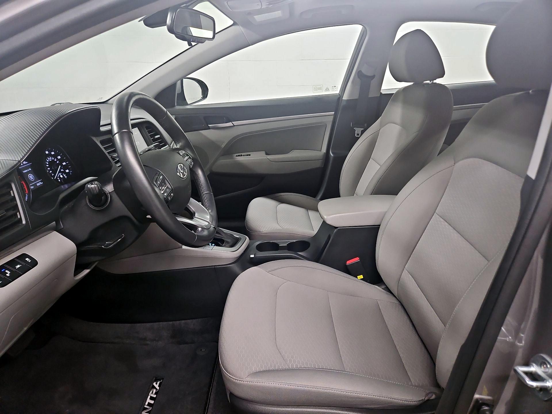Thumbnail: 2020 Hyundai Elantra - 11