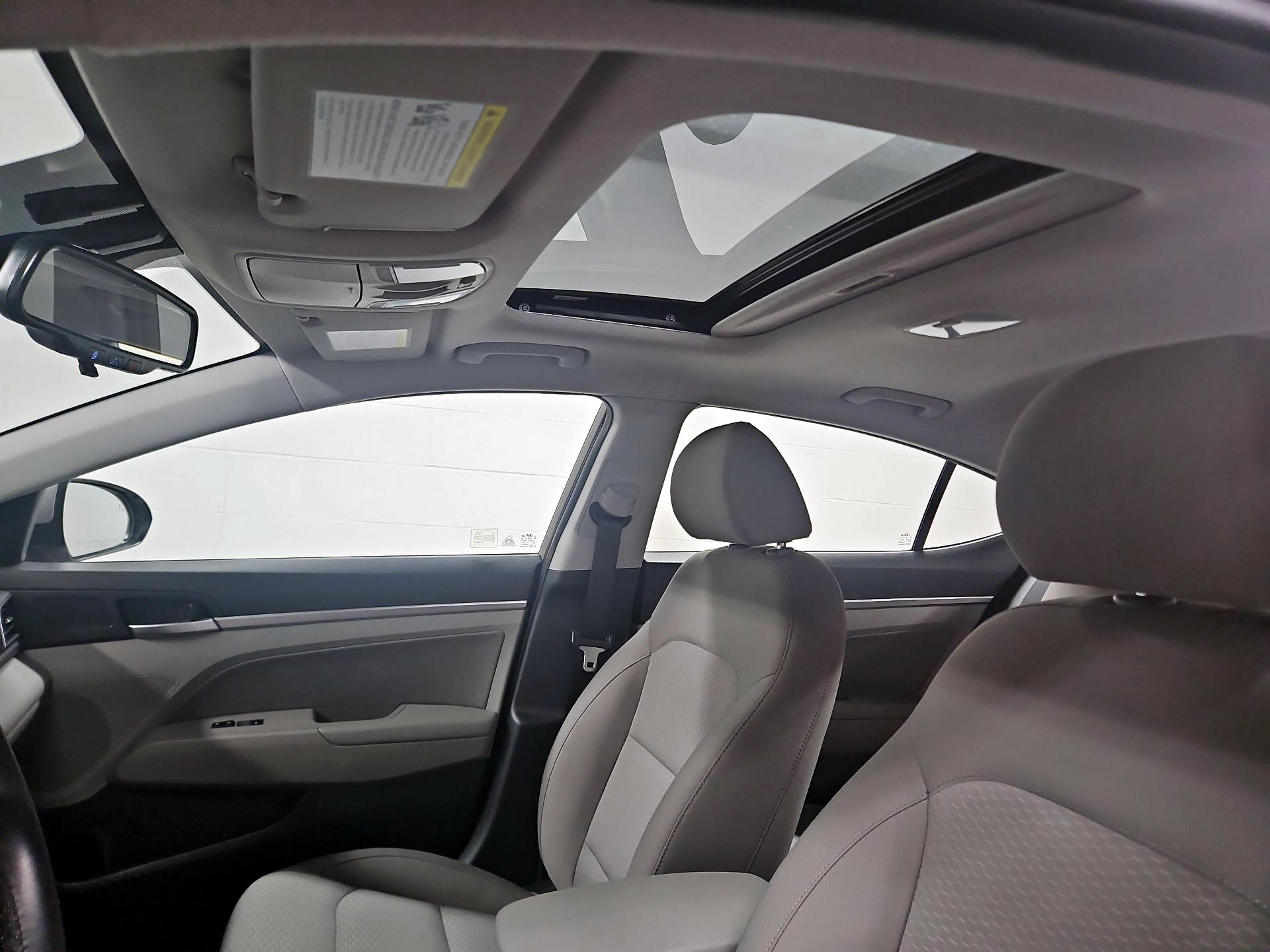 Thumbnail: 2020 Hyundai Elantra - 19